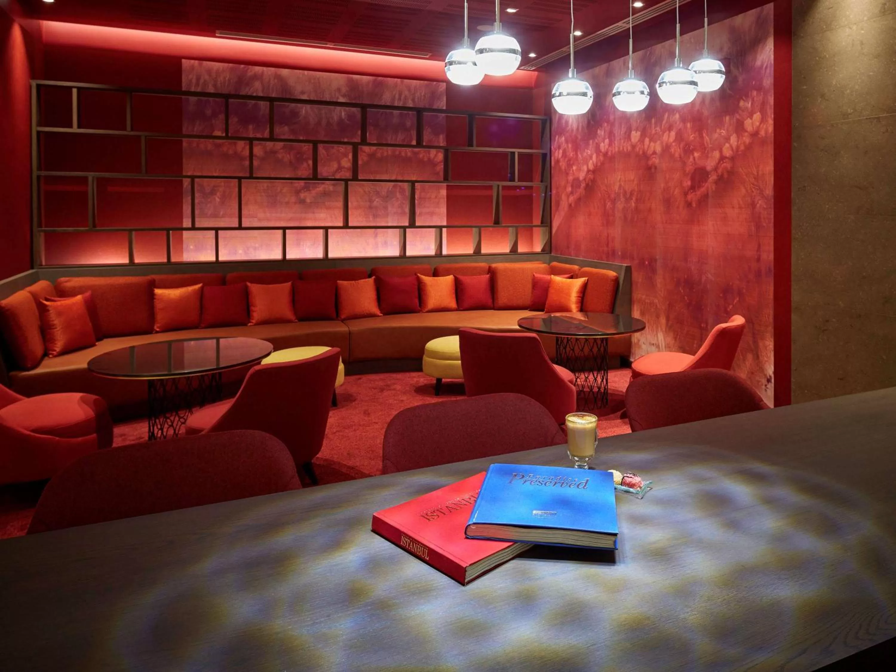 Restaurant/places to eat in Novotel Istanbul Bosphorus Hotel