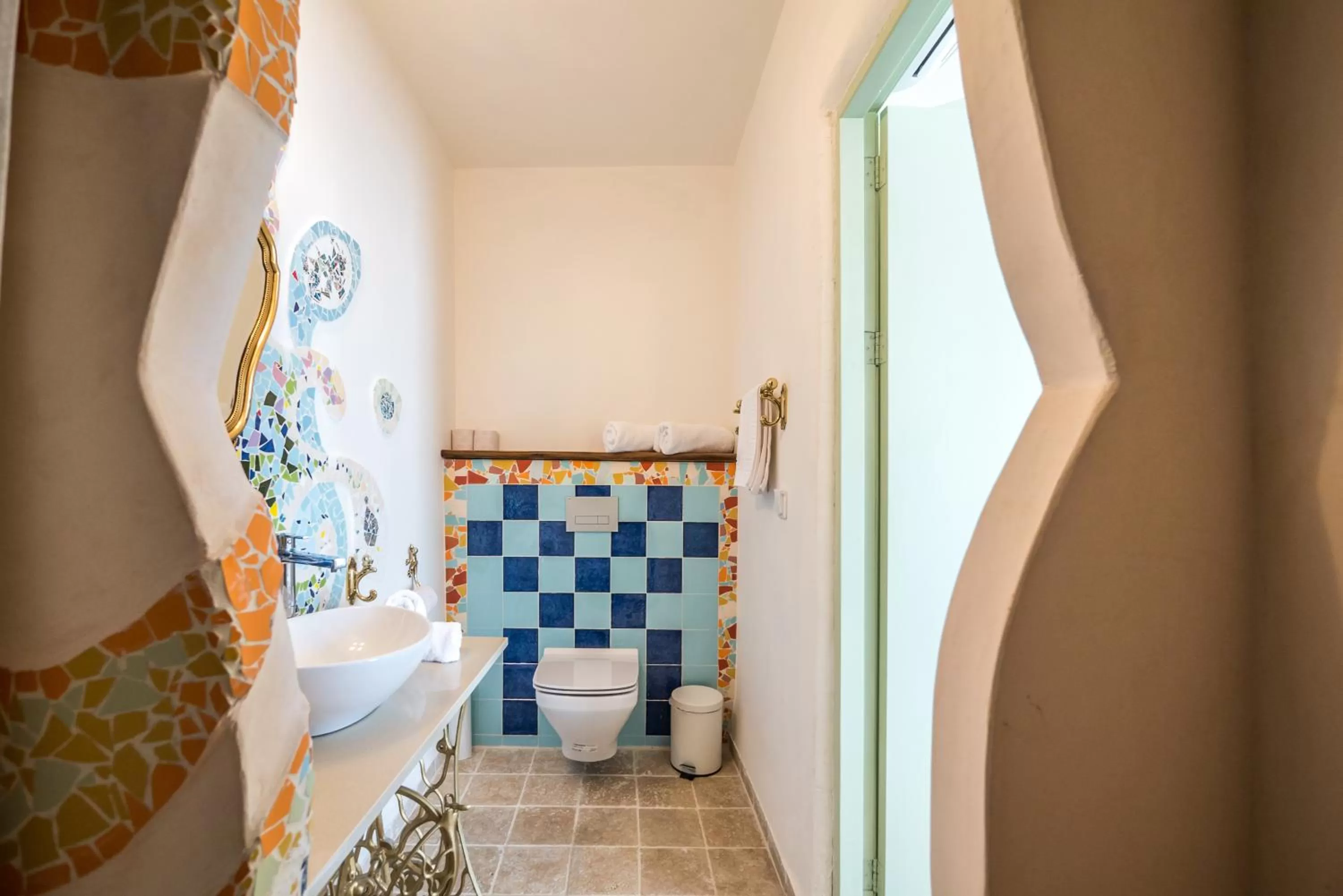 Toilet in The Way Inn - Boutique Suites