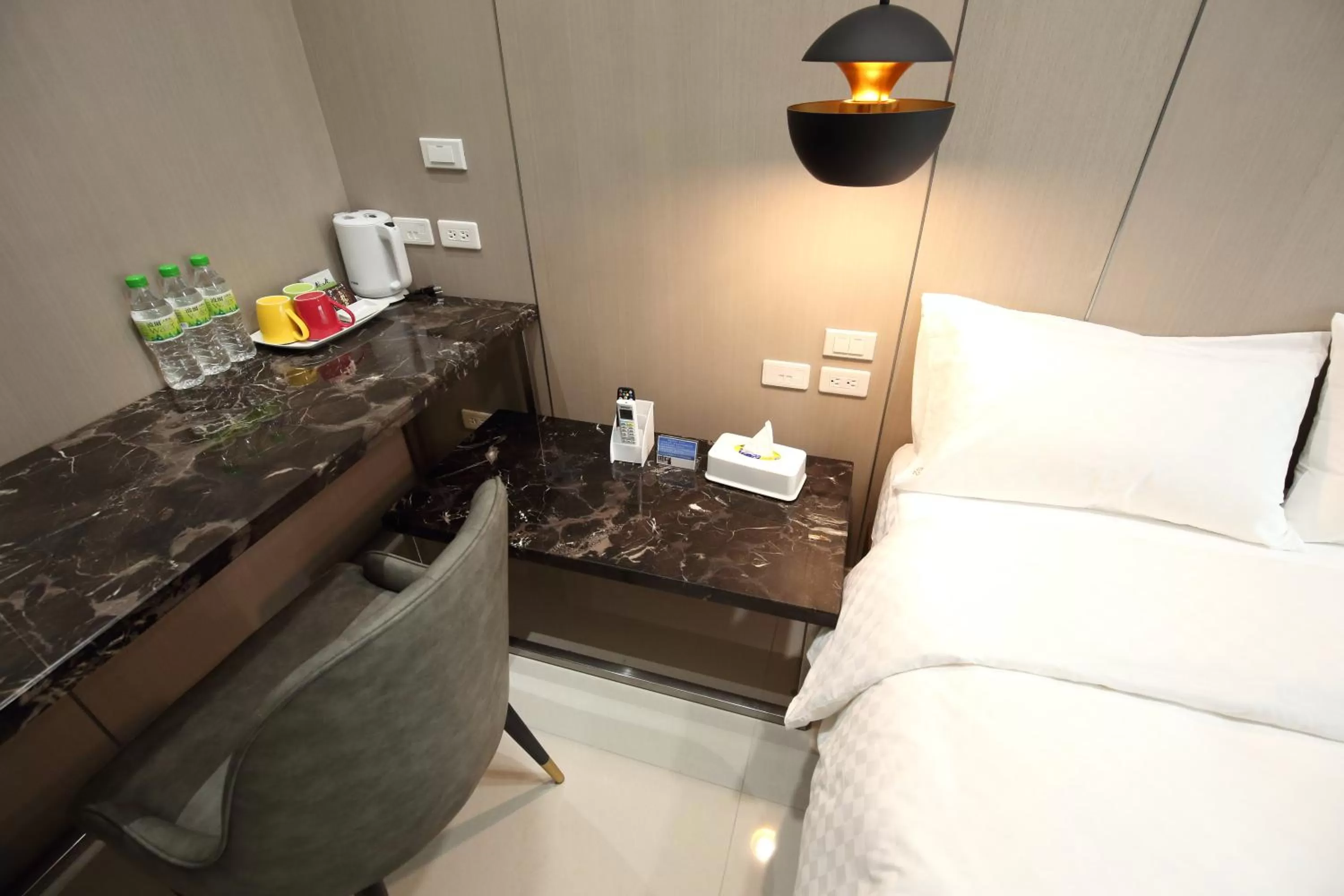 Coffee/tea facilities, Bed in 52 travelers home (with elevator)