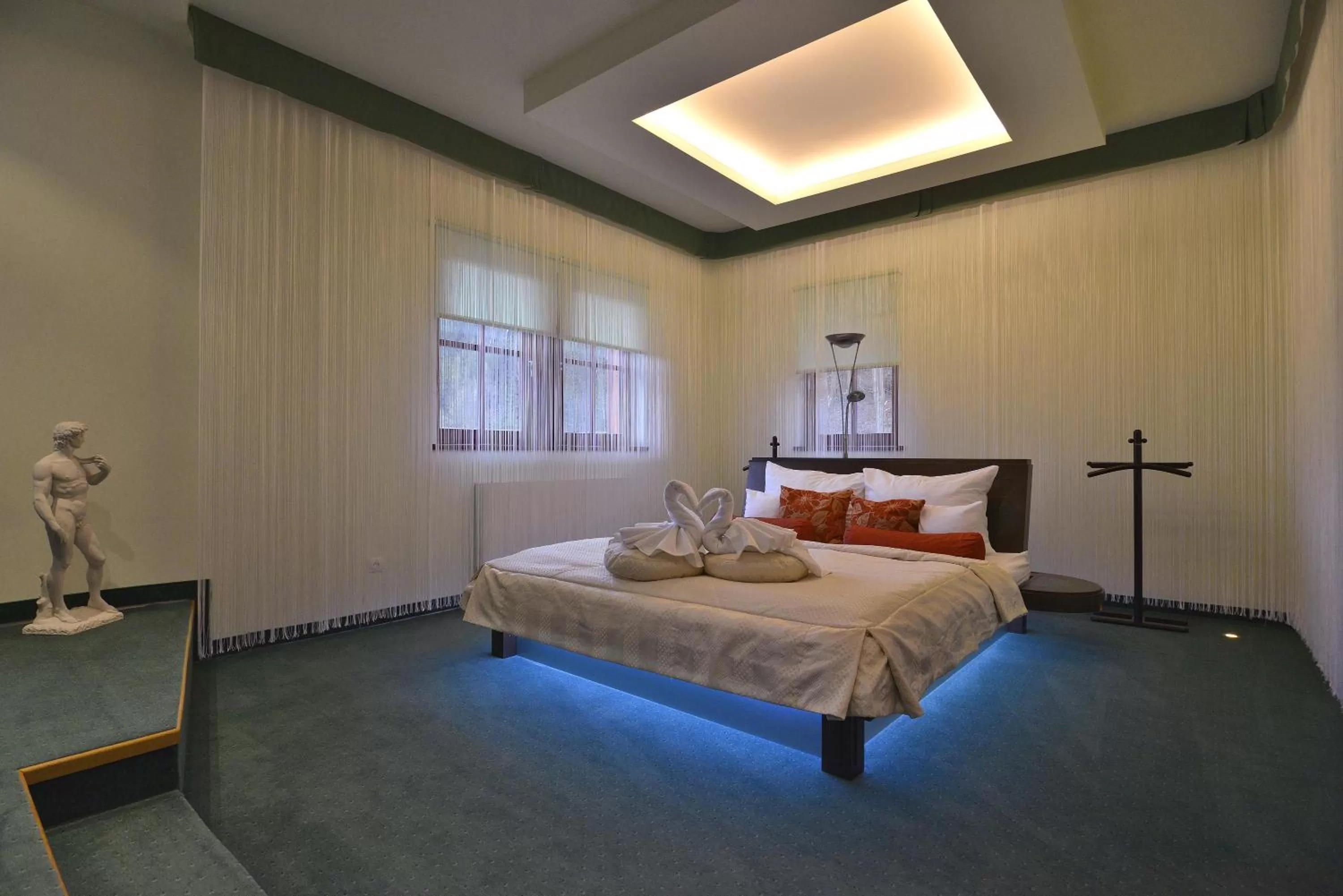 Bedroom, Bed in Hotel Studanka