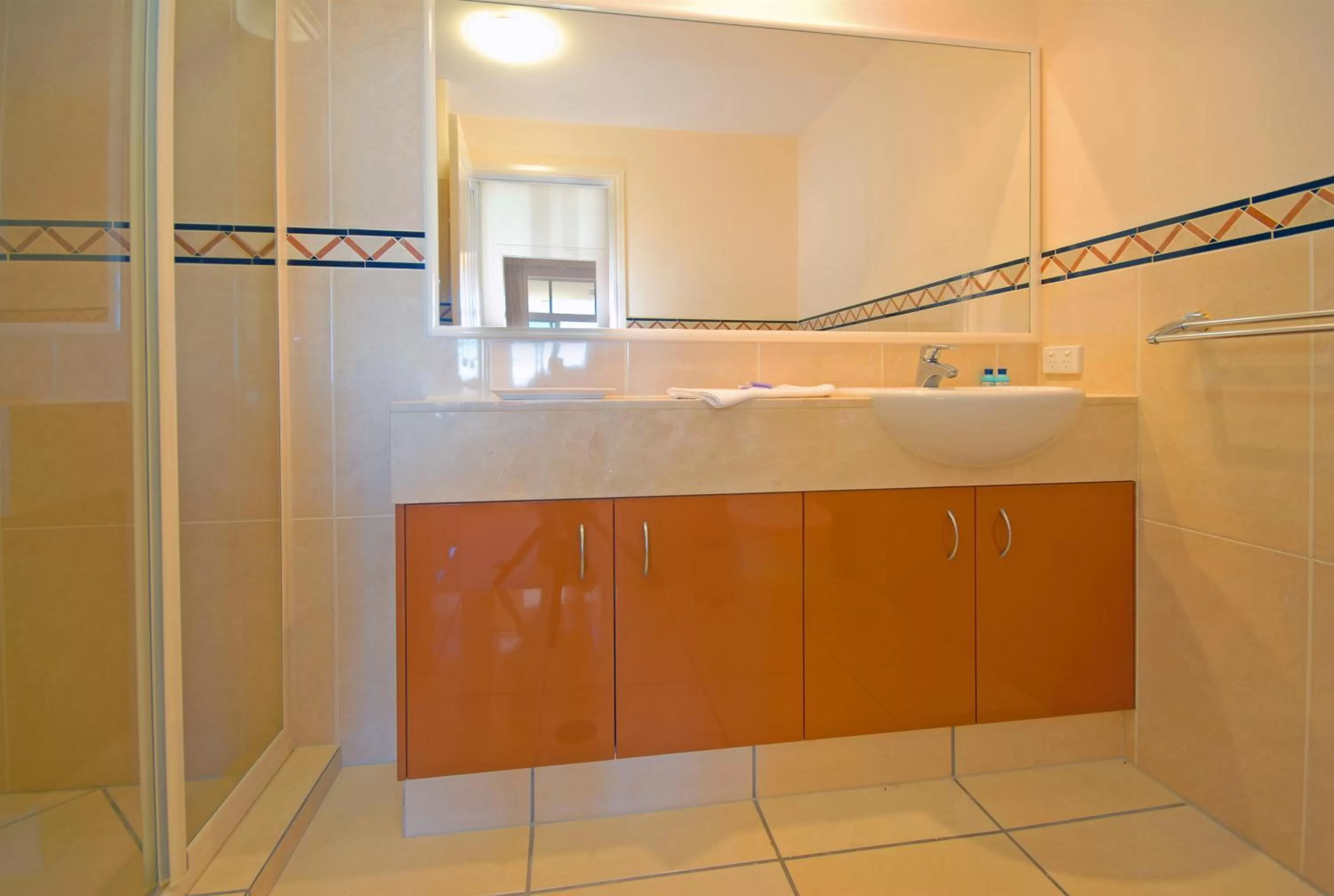 Bathroom in Magnolia Lane Apartments