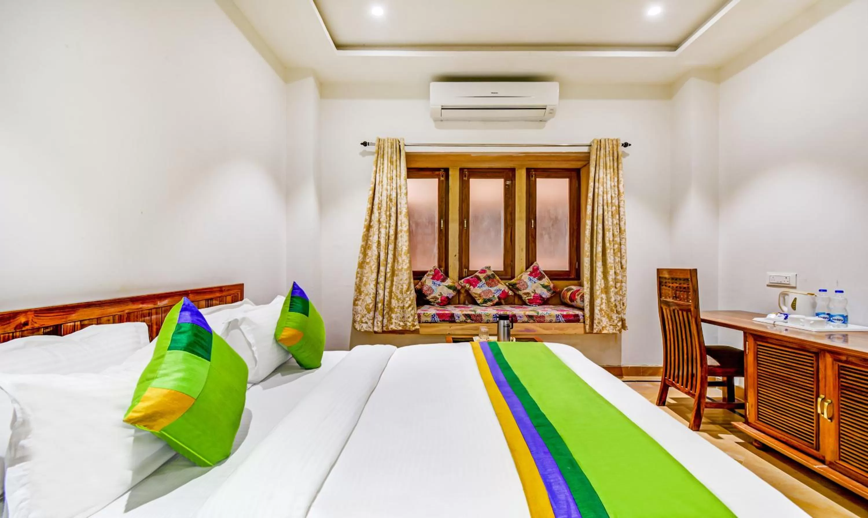 Bed in Treebo Trend Chandrangan Excellency