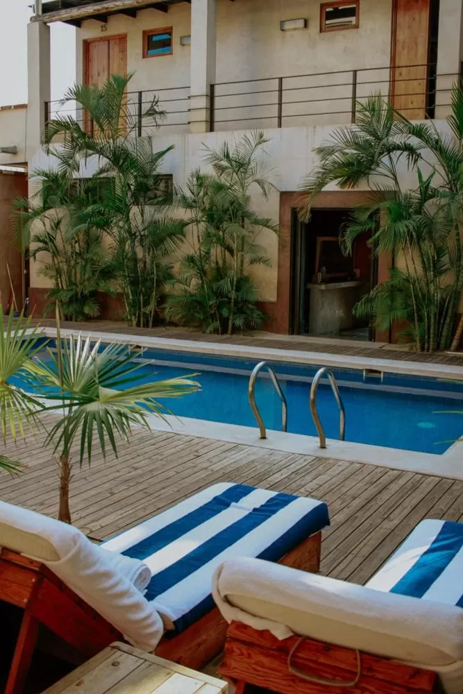 Swimming pool in Hotel Casa Tota