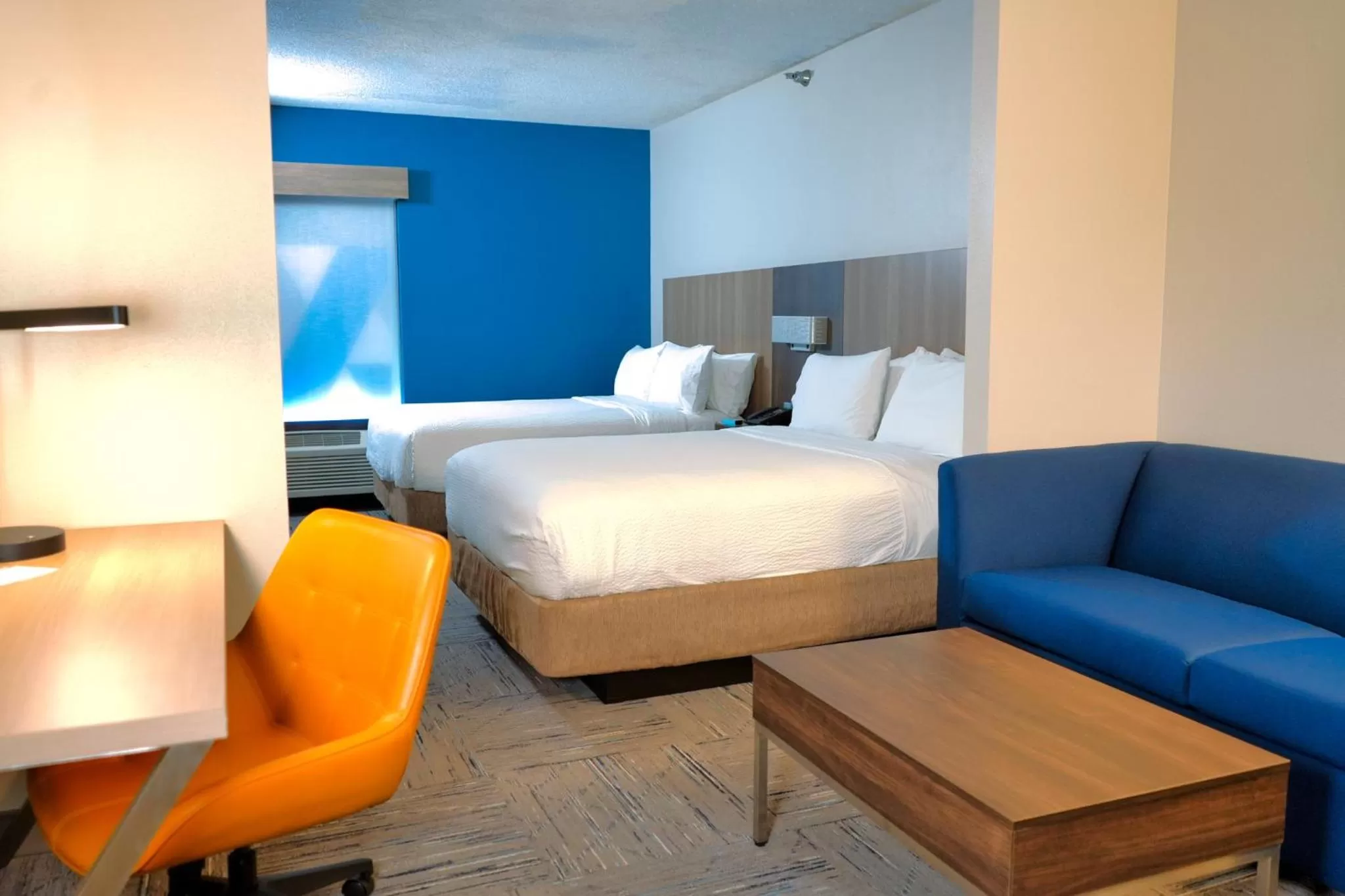 Photo of the whole room, Bed in Holiday Inn Express Hotel & Suites Tampa-Oldsmar by IHG