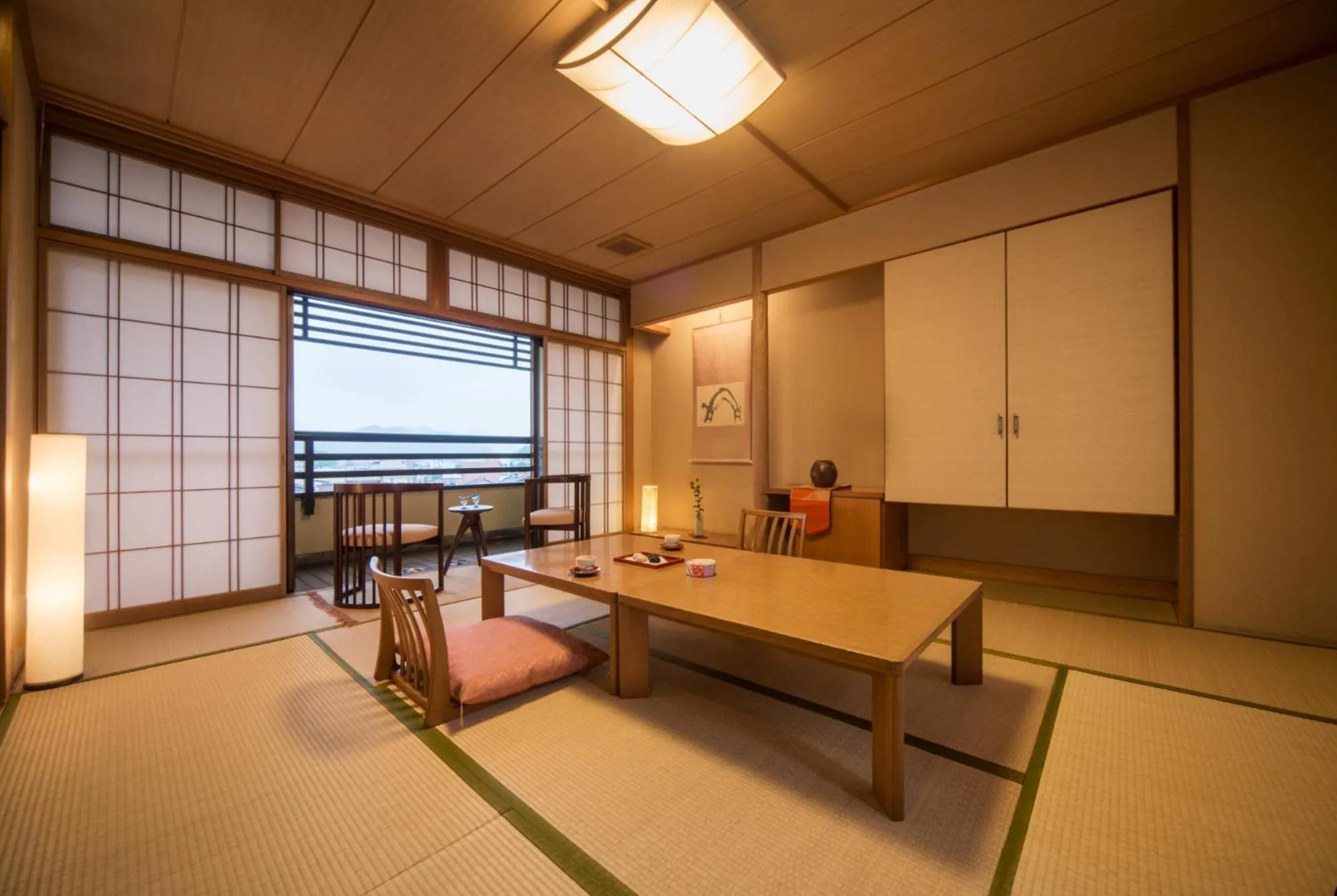 Photo of the whole room in Honjin Hiranoya Annex