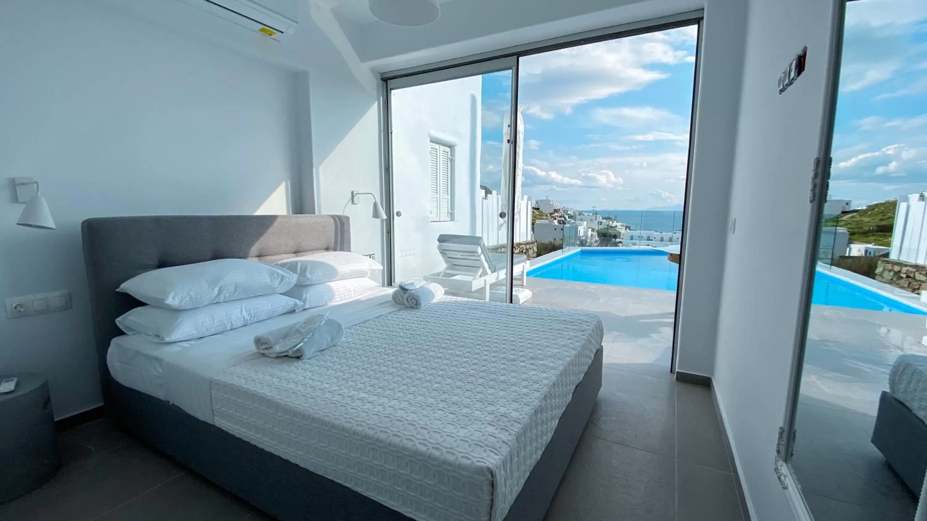 Photo of the whole room, Bed in Amperian Mykonos Suites & Villas