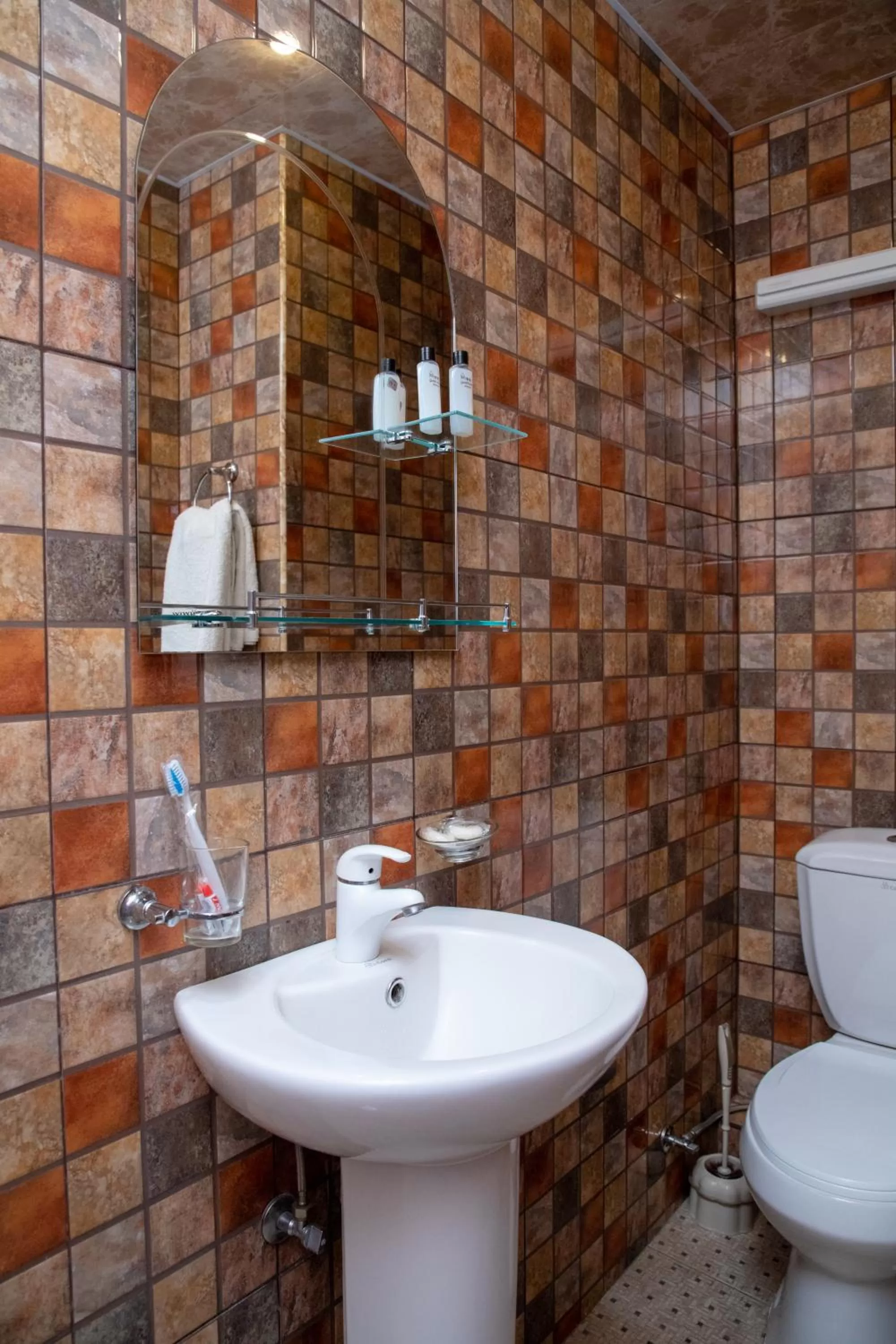 Shower in Popock Baghramyan