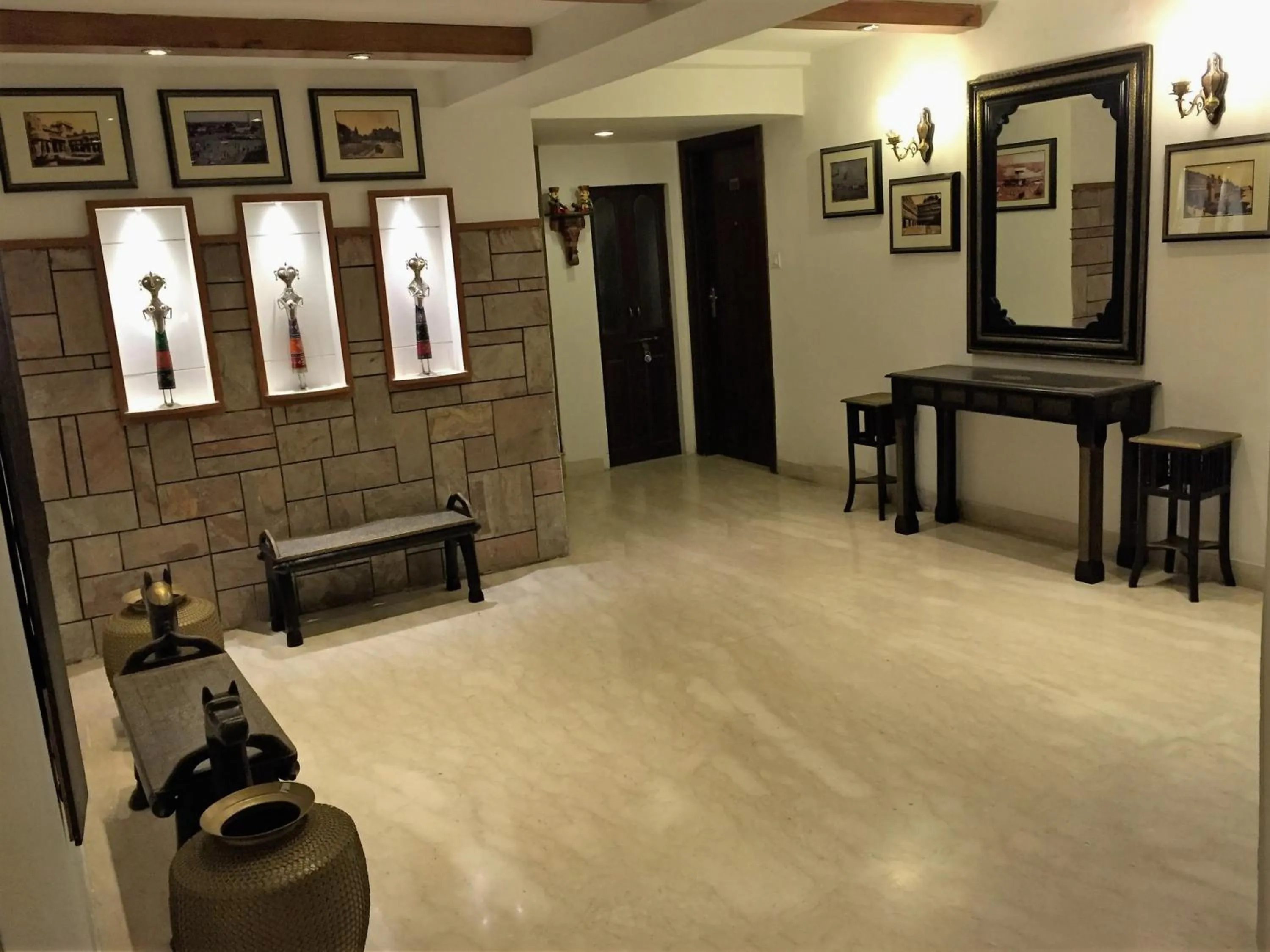 Decorative detail in Ratnawali – A Vegetarian Heritage Hotel