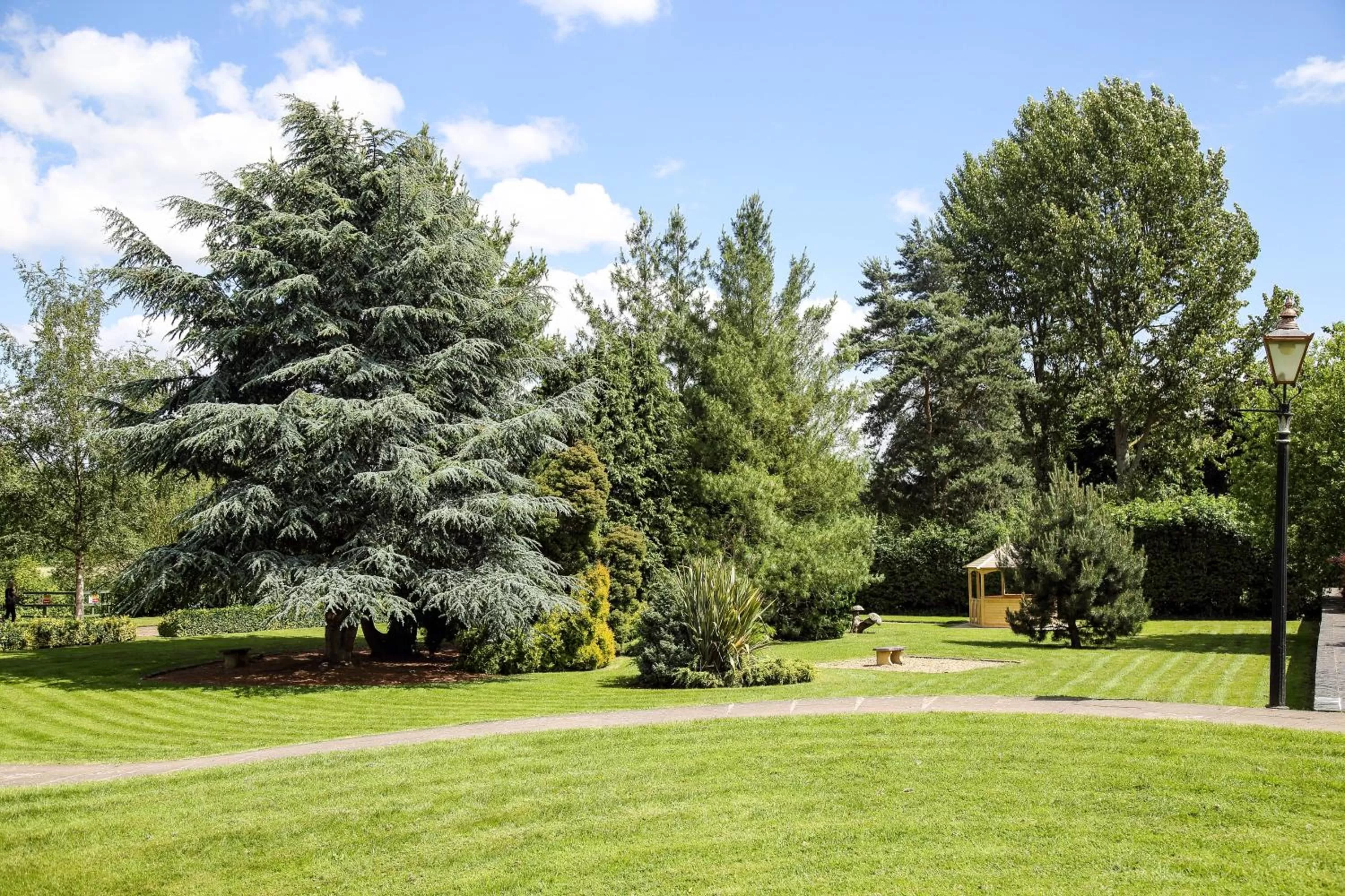 Garden in Quorn Country Hotel Leicester