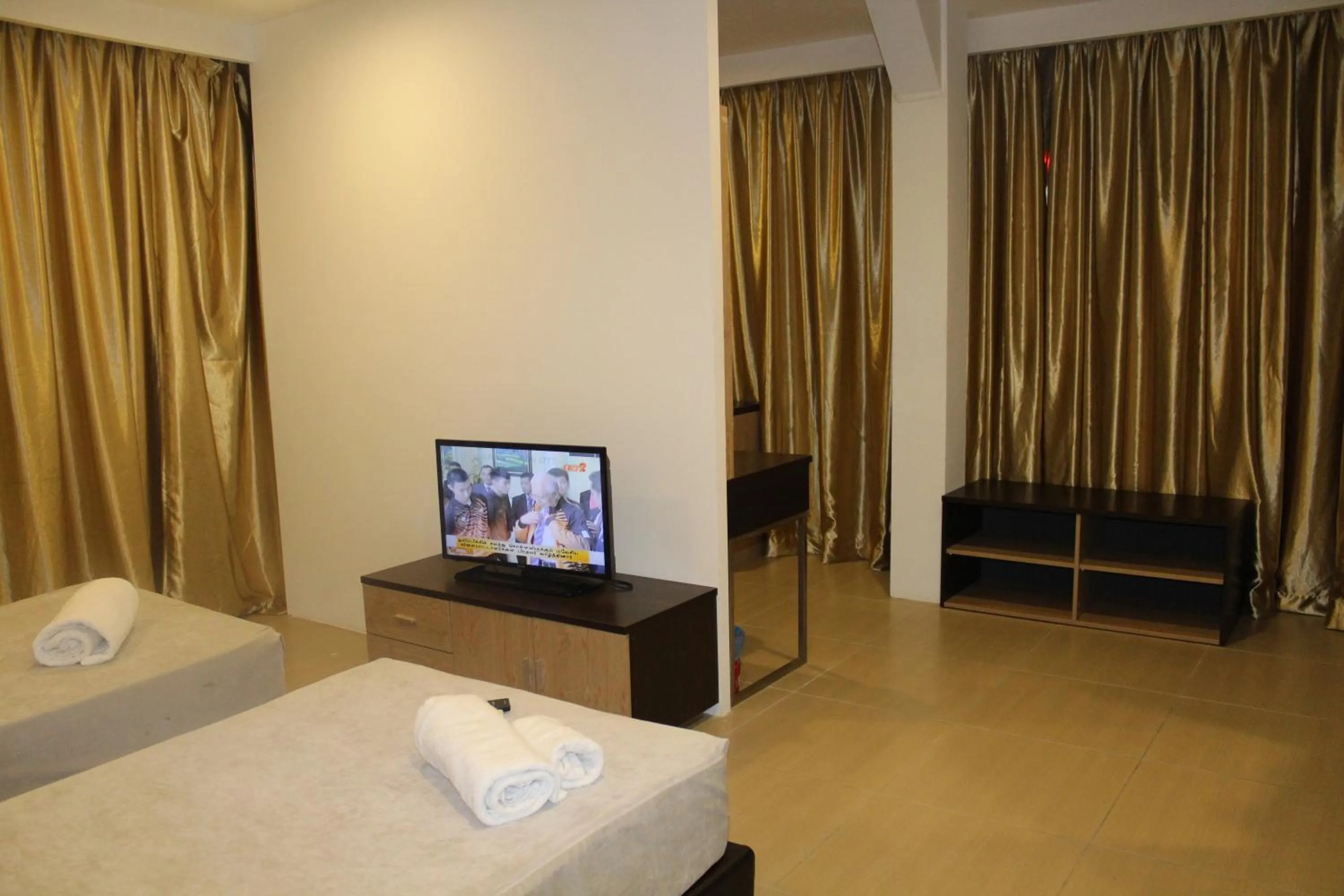 TV and multimedia, Bed in T Hotel Jalan Tar