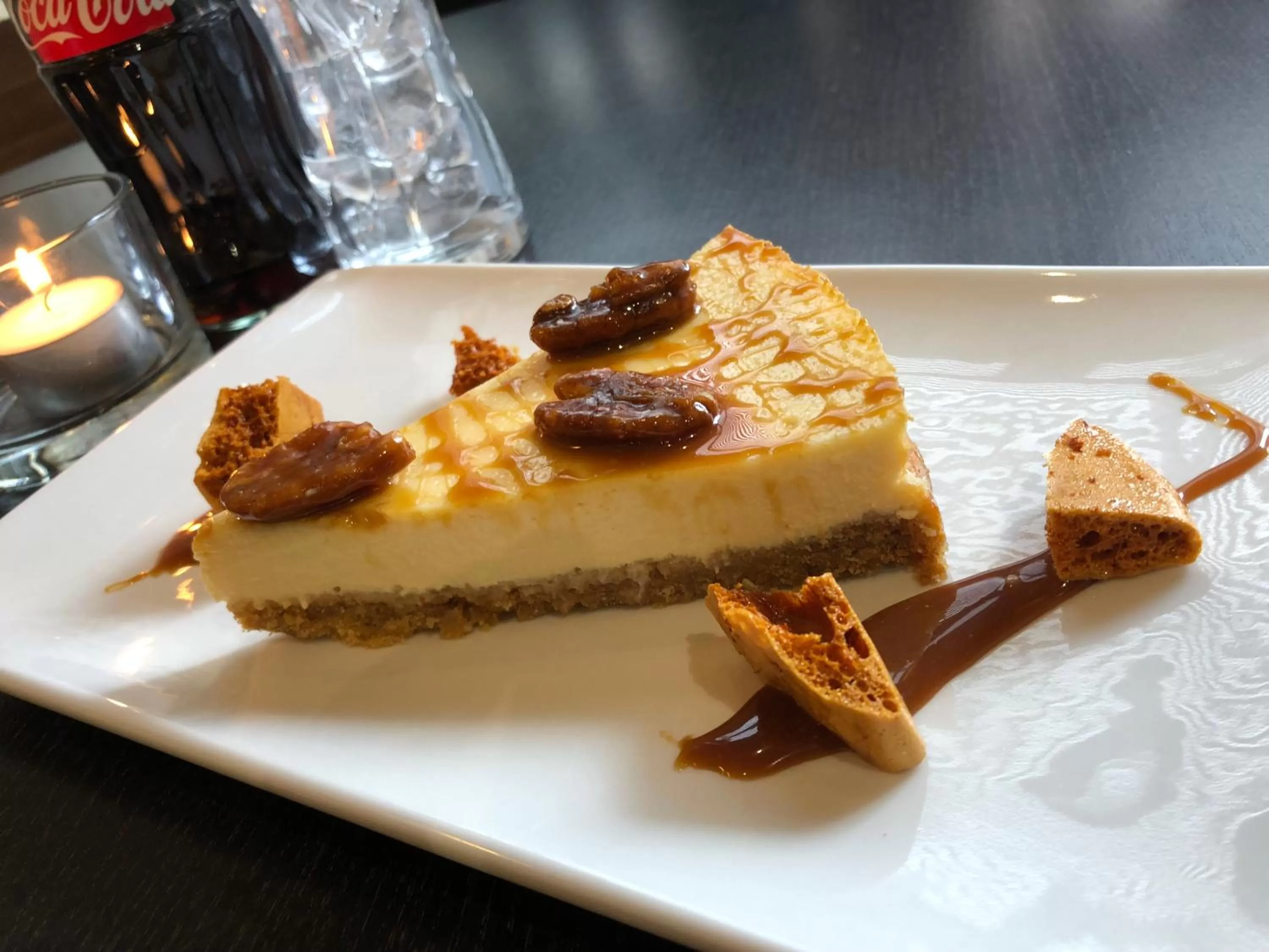 Restaurant/places to eat in Smiths Hotel