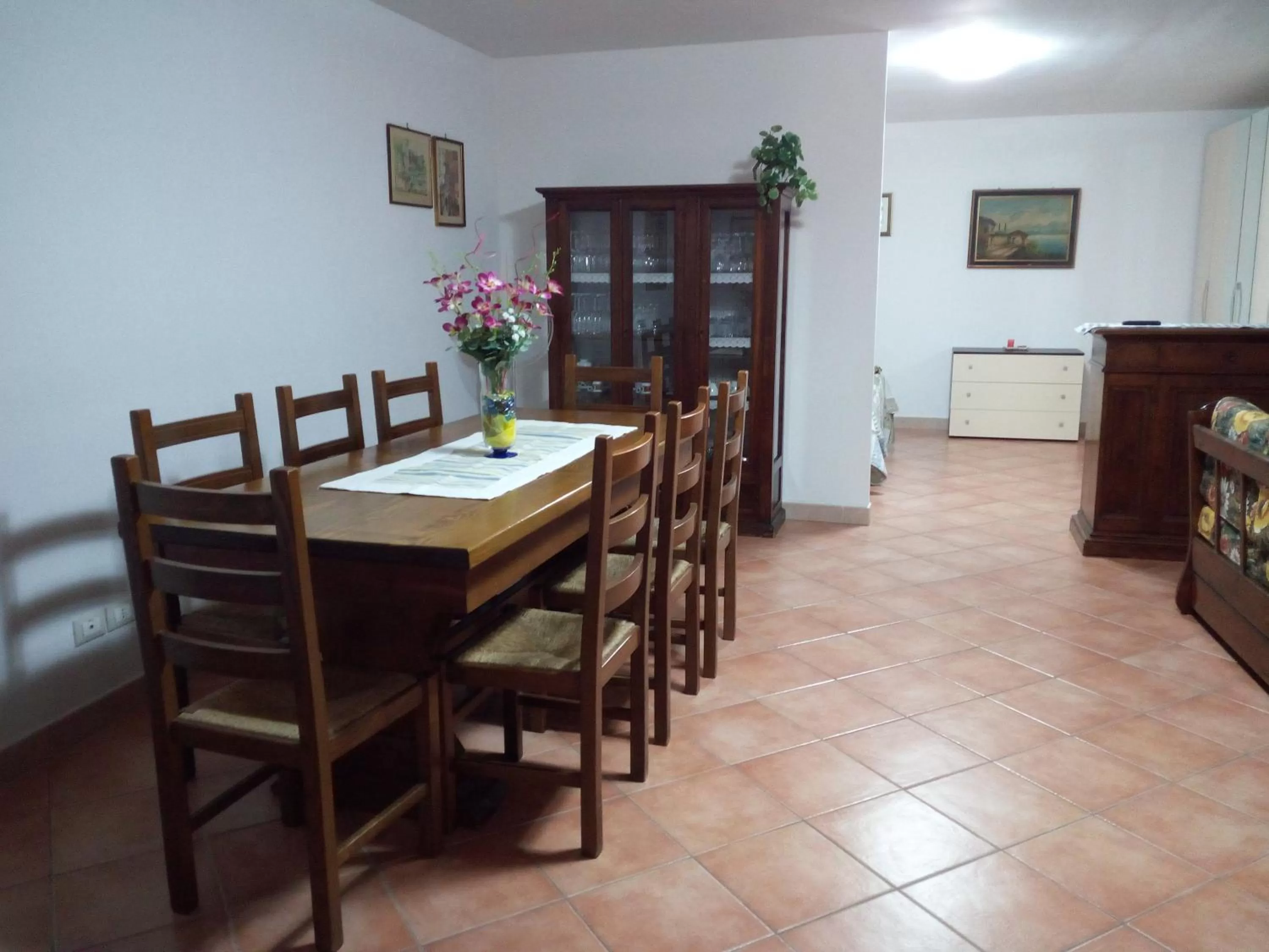 Dining Area in B&B Leonida