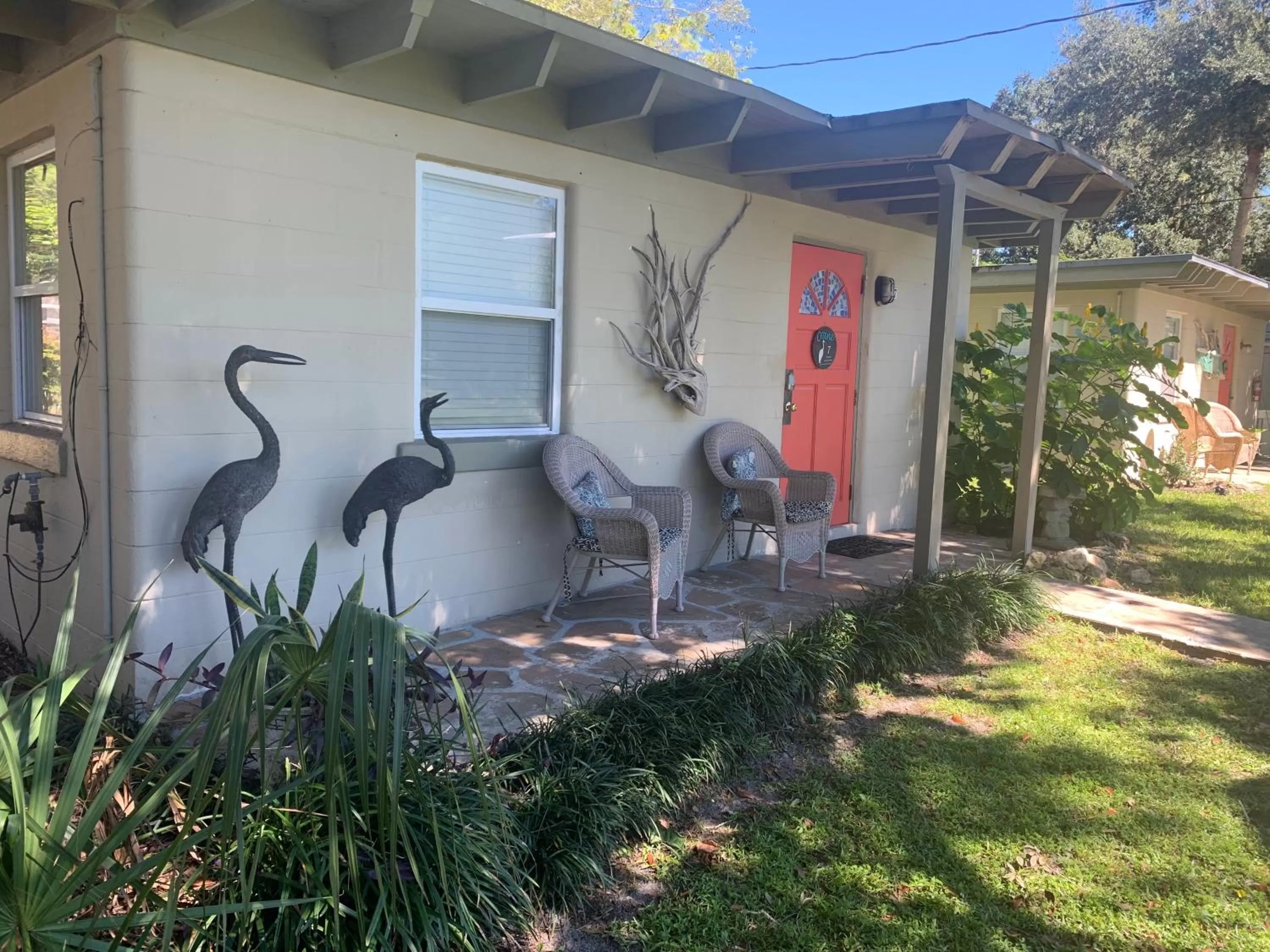Property building in Nature Coast Inn & Cottages