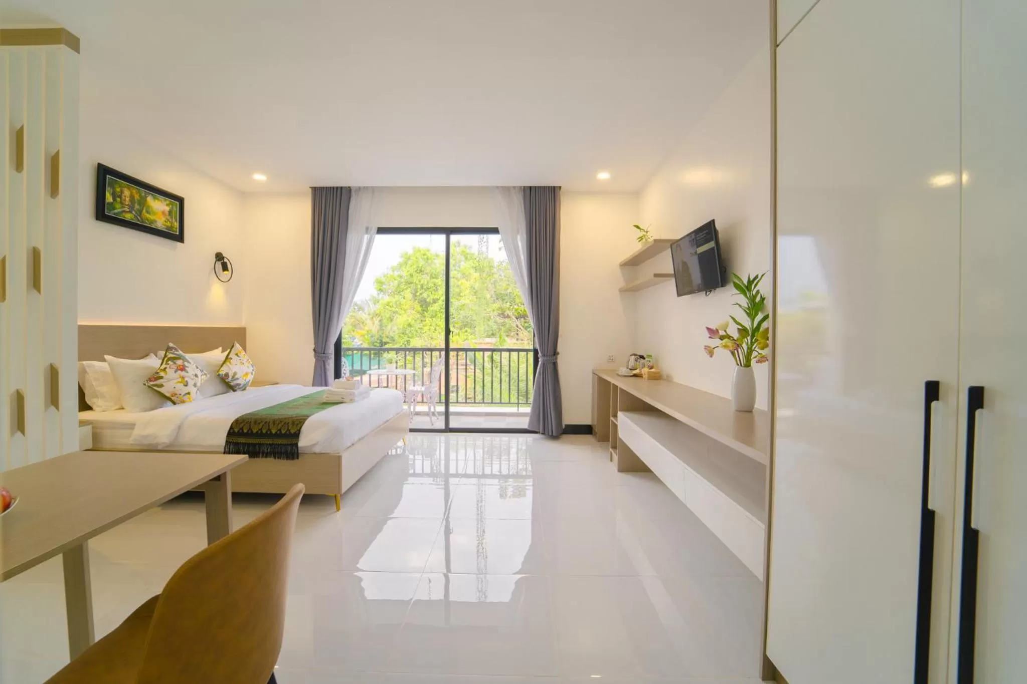 Bedroom, Bed in LH Residence 752