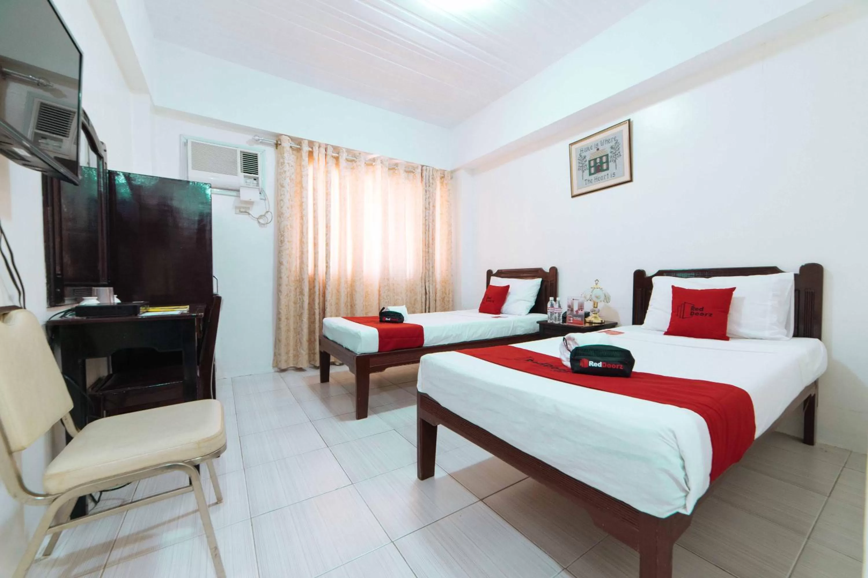 Bedroom in RedDoorz Plus @ Poblacion District Davao