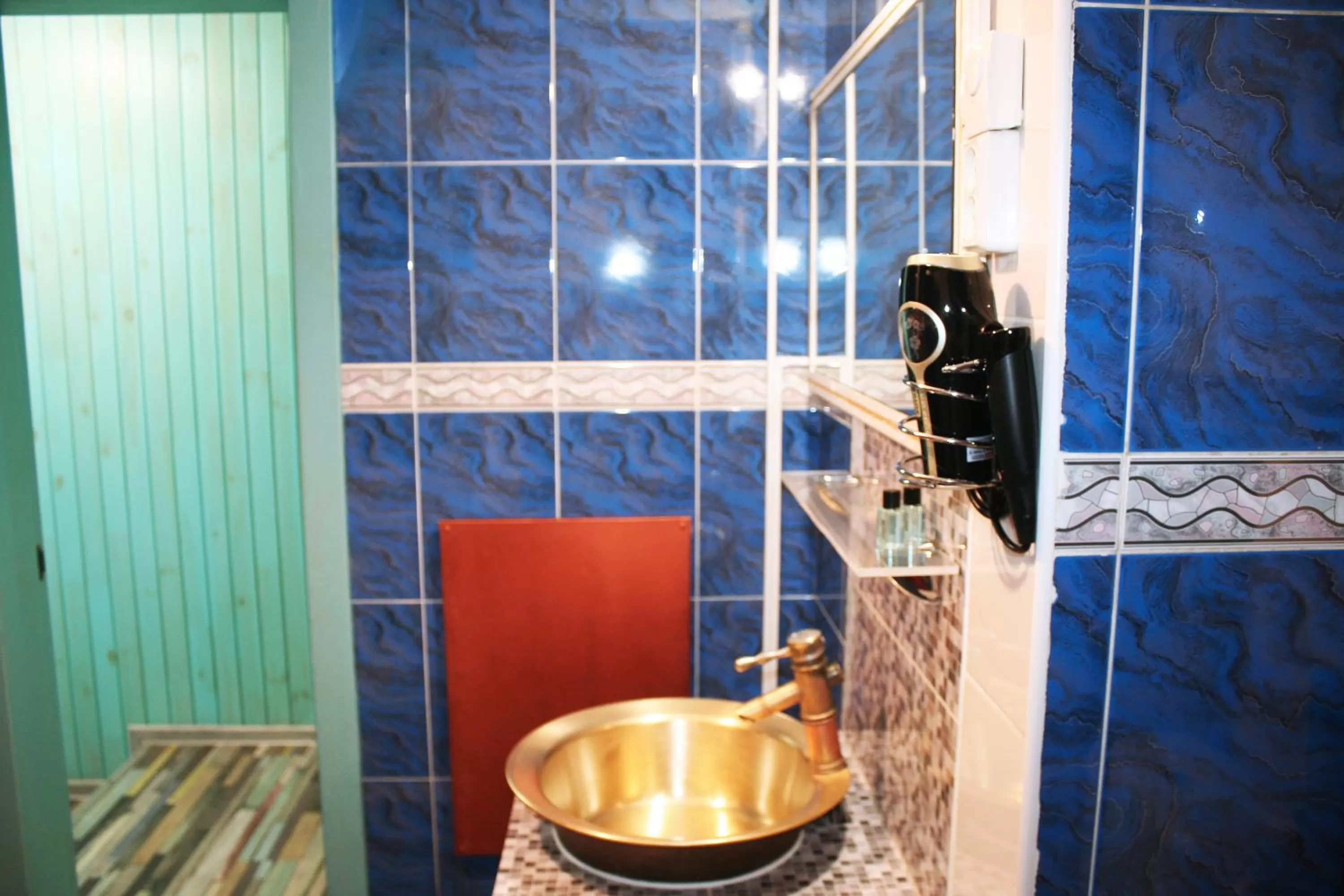 Bathroom in MAMBA HOTEL - готель в укритті