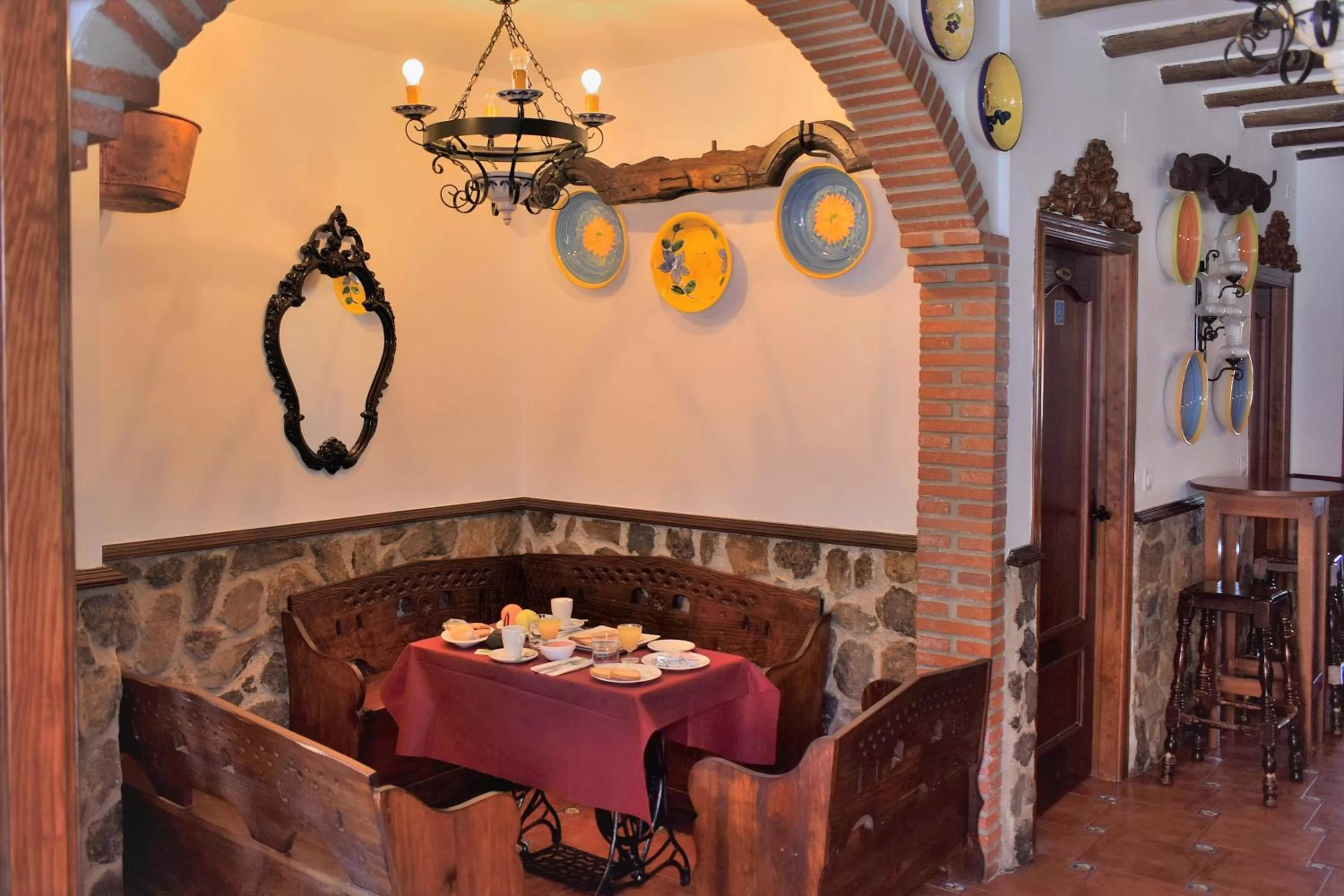 Restaurant/places to eat in POSADA EL ARRIERO