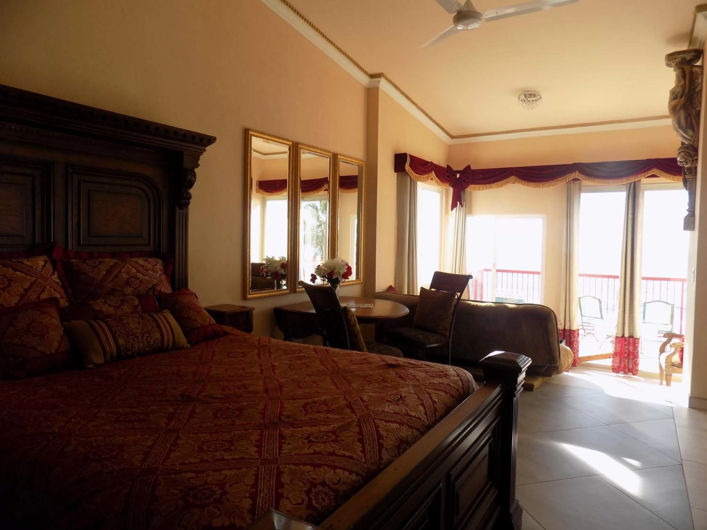 Photo of the whole room, Bed in Poco Cielo Hotel