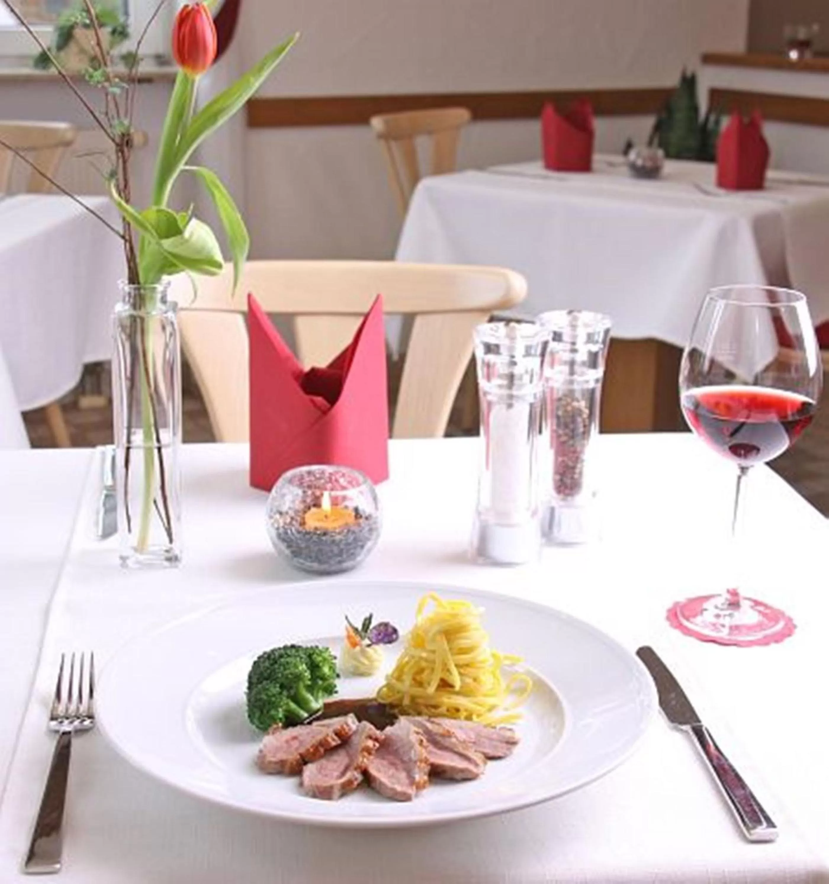 Restaurant/places to eat in Hotel Neuwirtshaus