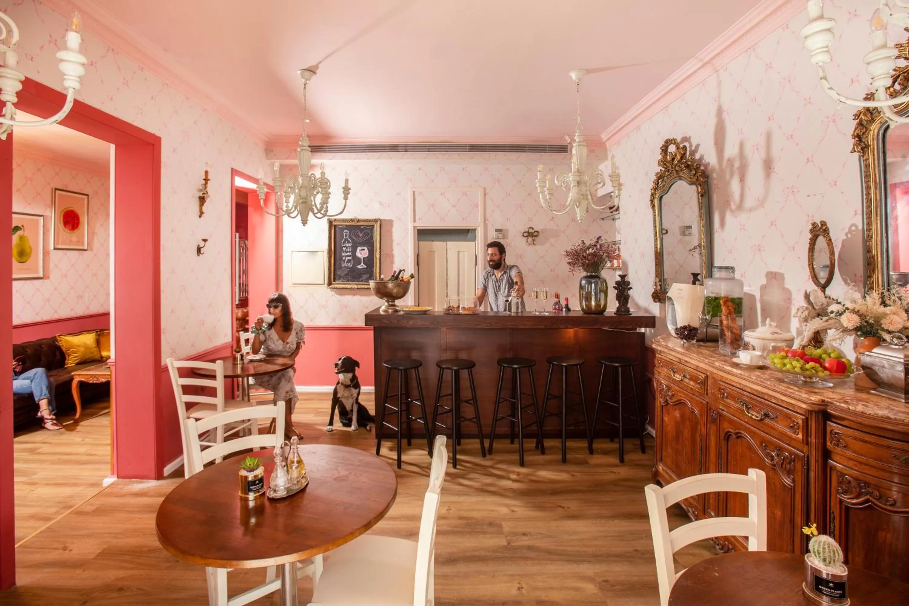 Lounge or bar in The Elliot - Adults only