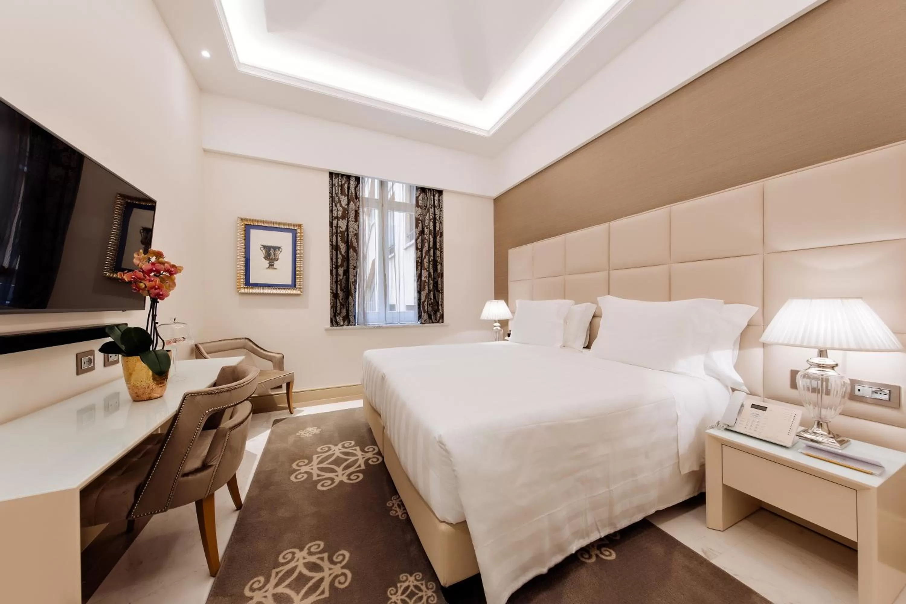 Bed in Aleph Rome Hotel, Curio Collection By Hilton