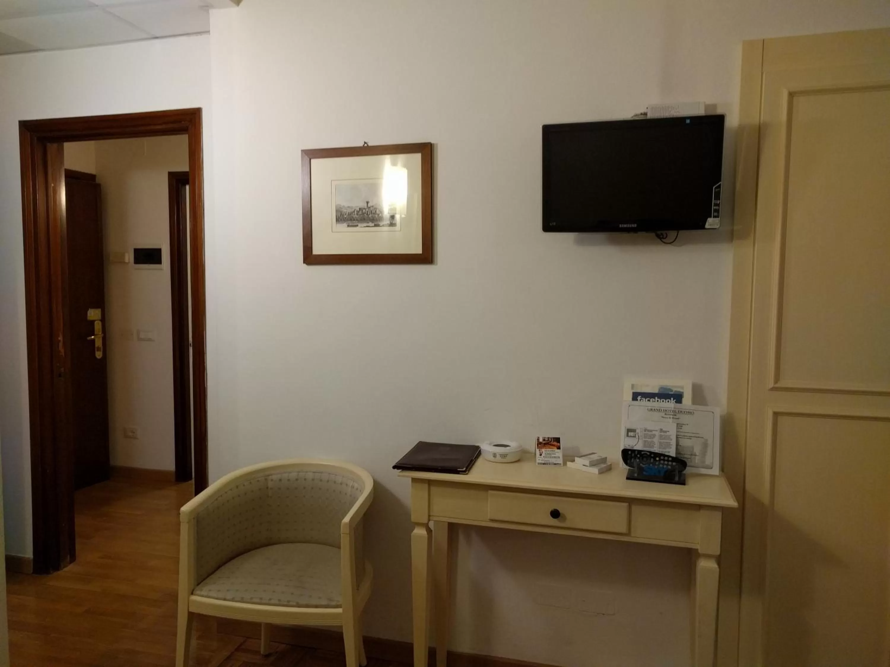 Decorative detail in Grand Hotel Duomo