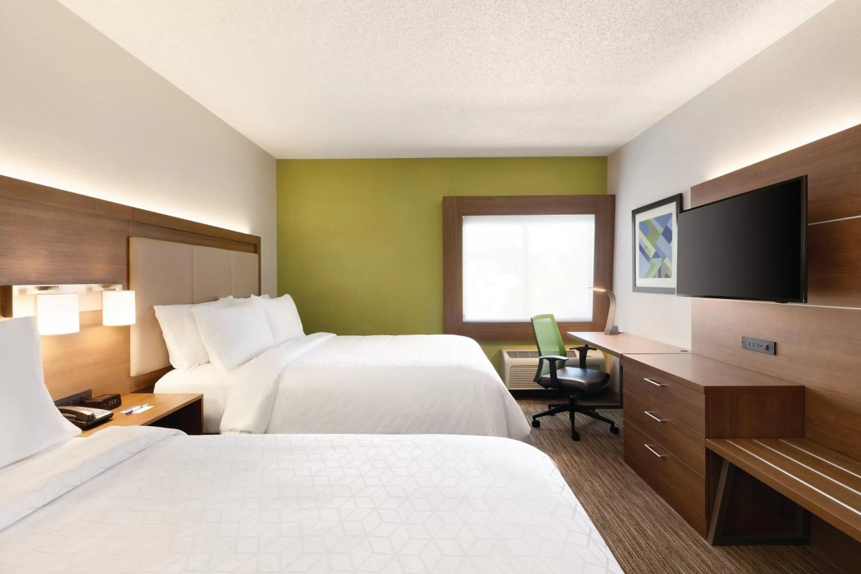 Photo of the whole room, Bed in Holiday Inn Express Hartford South - Rocky Hill by IHG