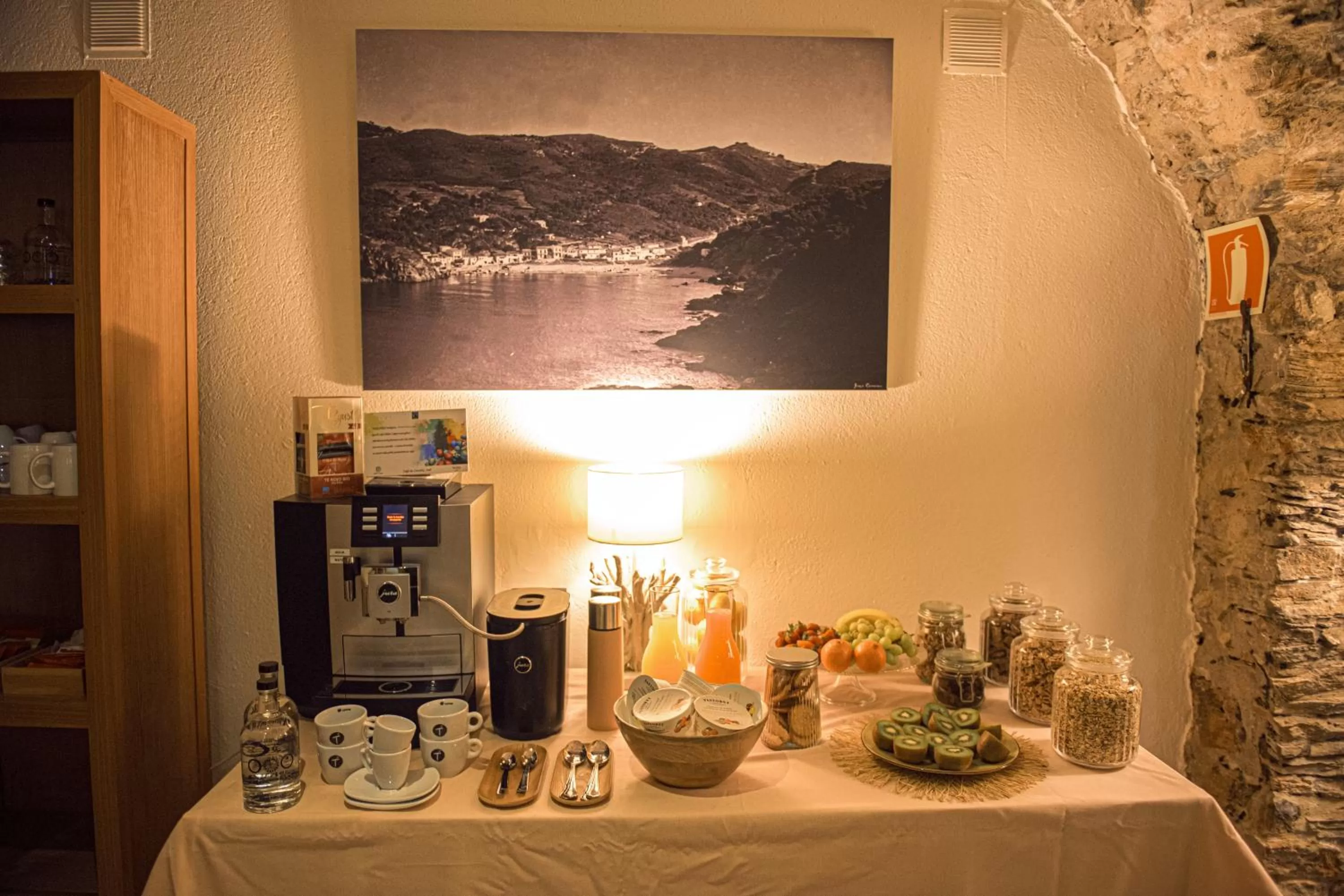 Food and drinks in El Petit Convent