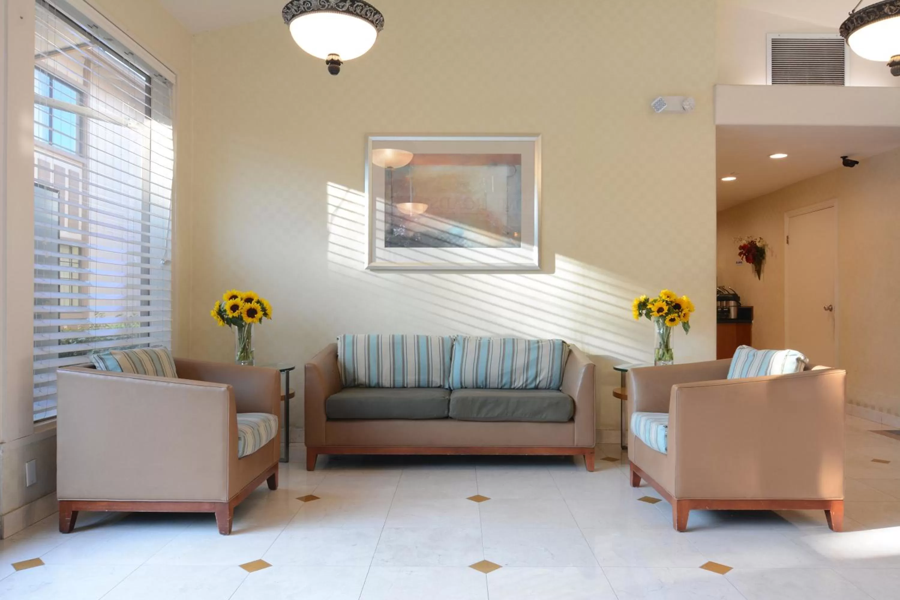 Lobby or reception in Red Roof Inn San Dimas - Fairplex