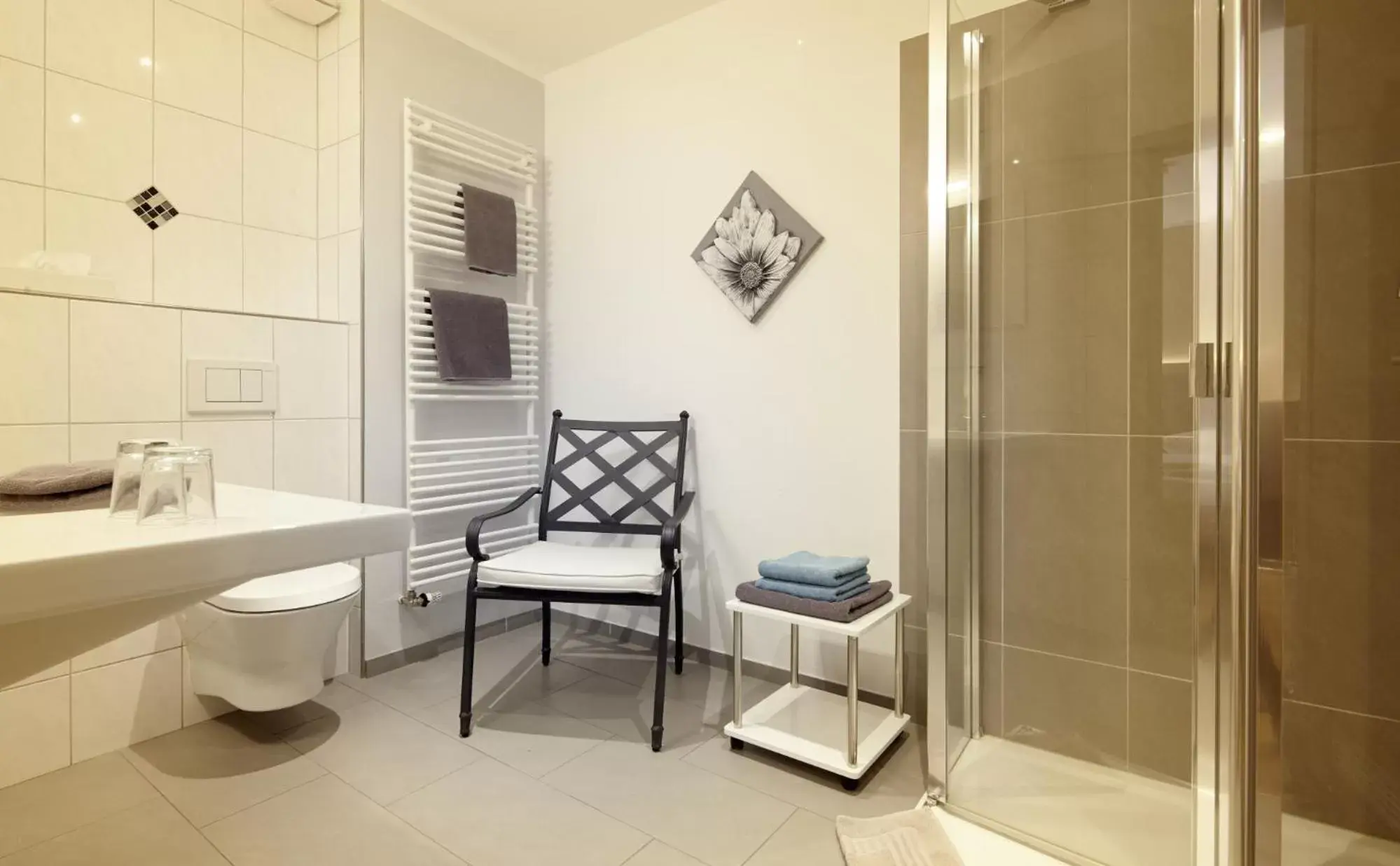 Familienzimmer - single occupancy in Hotel zum Stern Familienzimmer - single occupancy in Hotel zum Stern