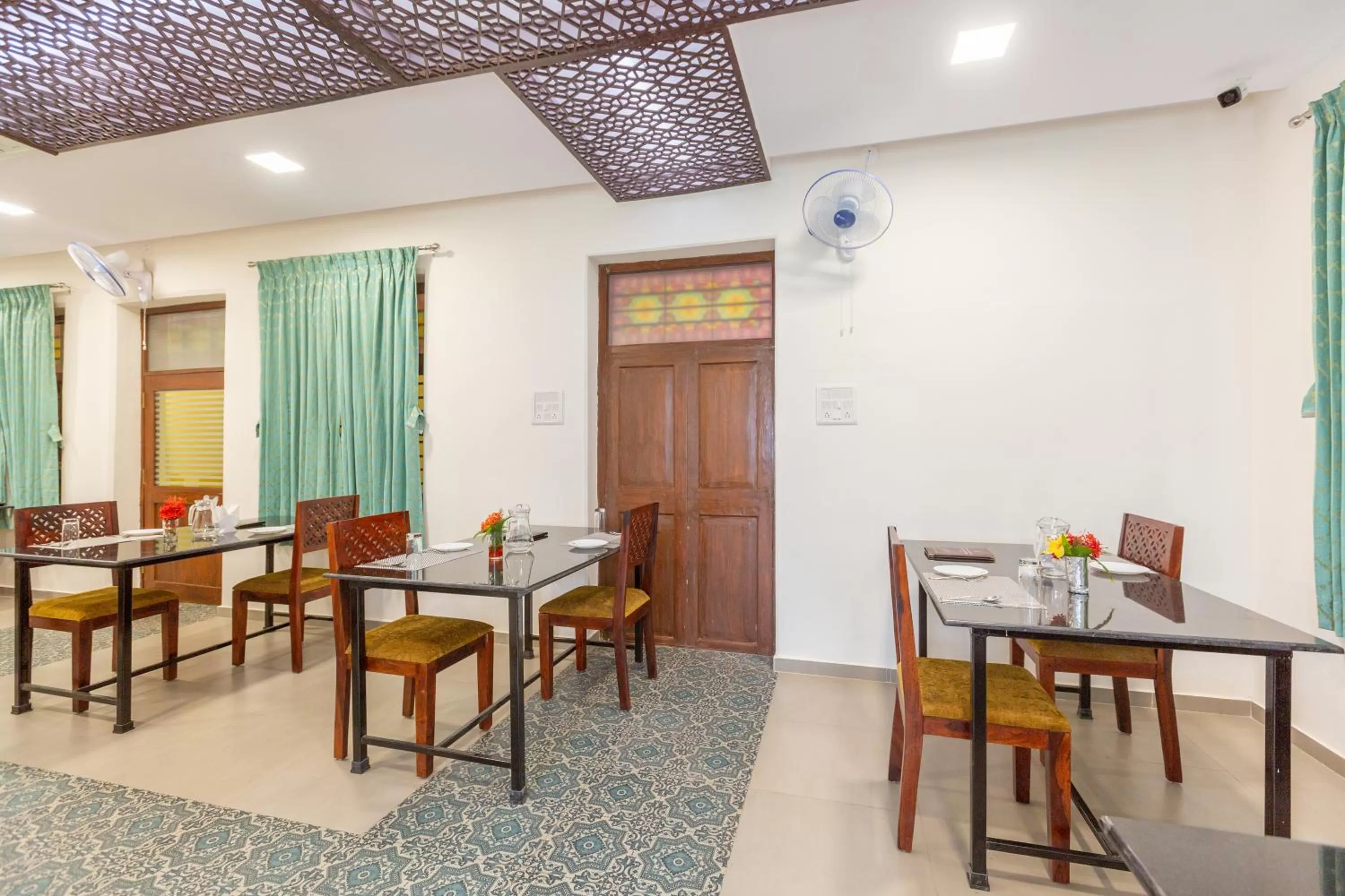 KSTDC Hotel Mayura Adilshahi Bijapur