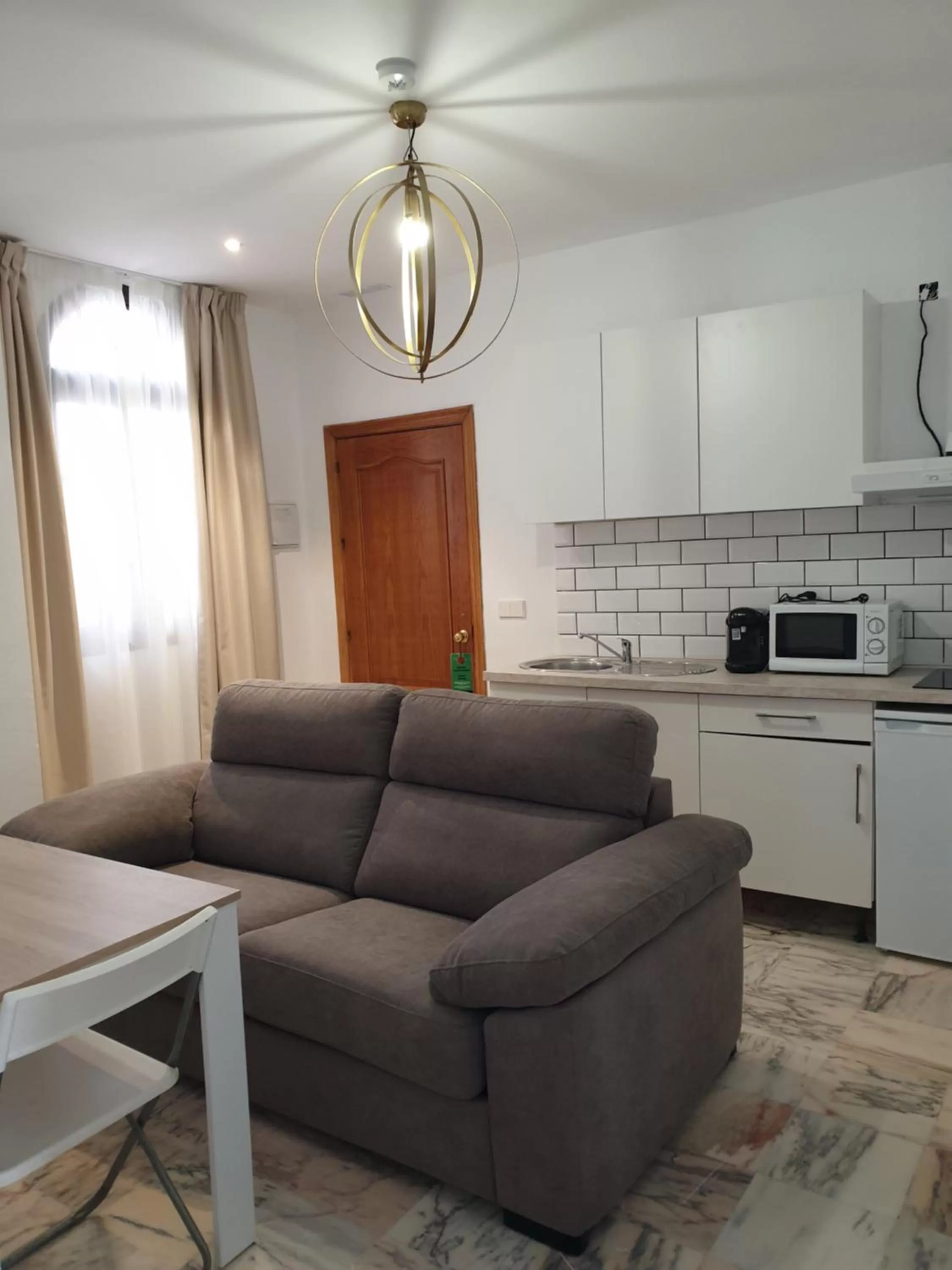 Hotel y Apartamentos Doña Lola