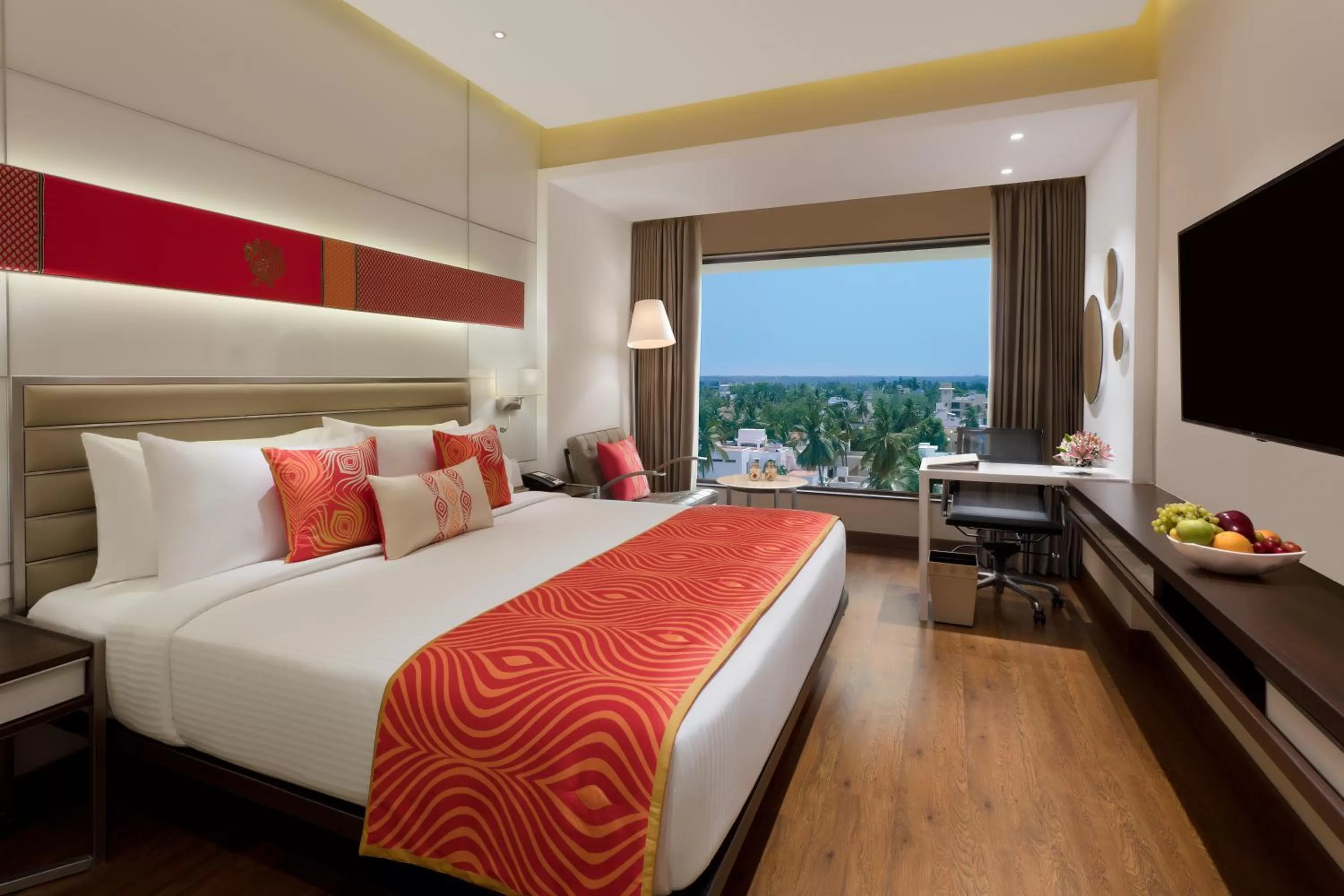 Property building, Bed in Fortune Park, Vellore - Member ITC Hotels' Group