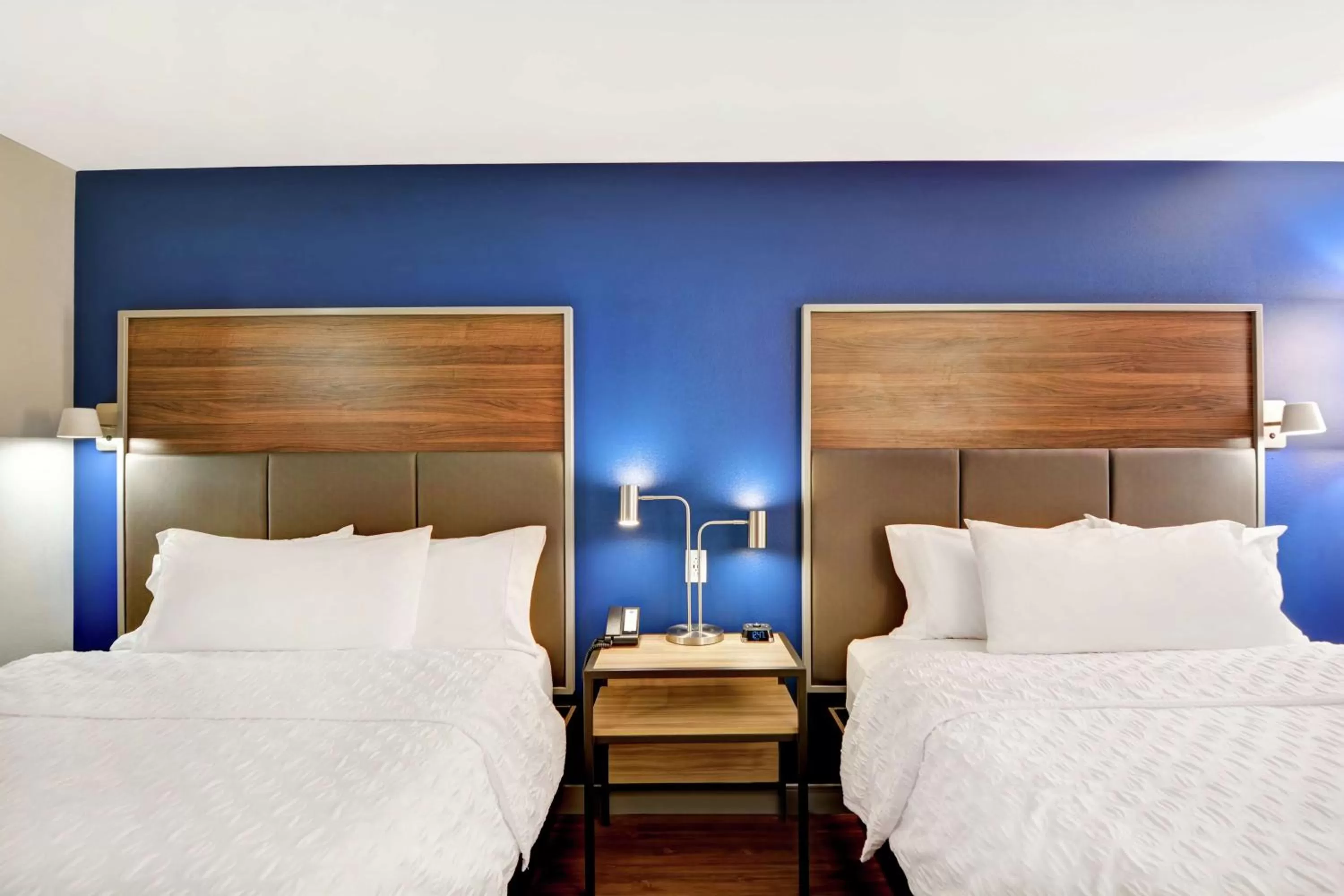 Bed in Tru By Hilton Middletown