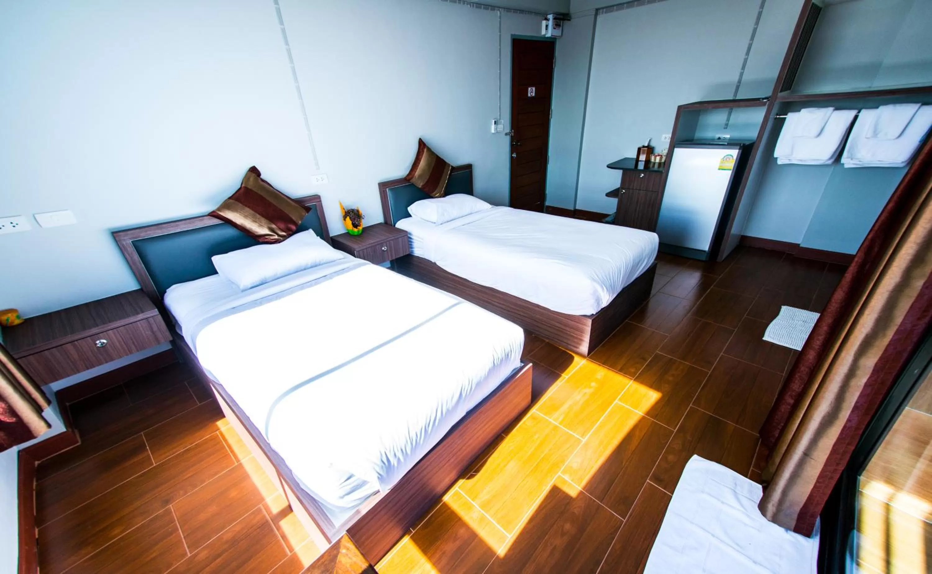 Bed in Na Siri Lake View