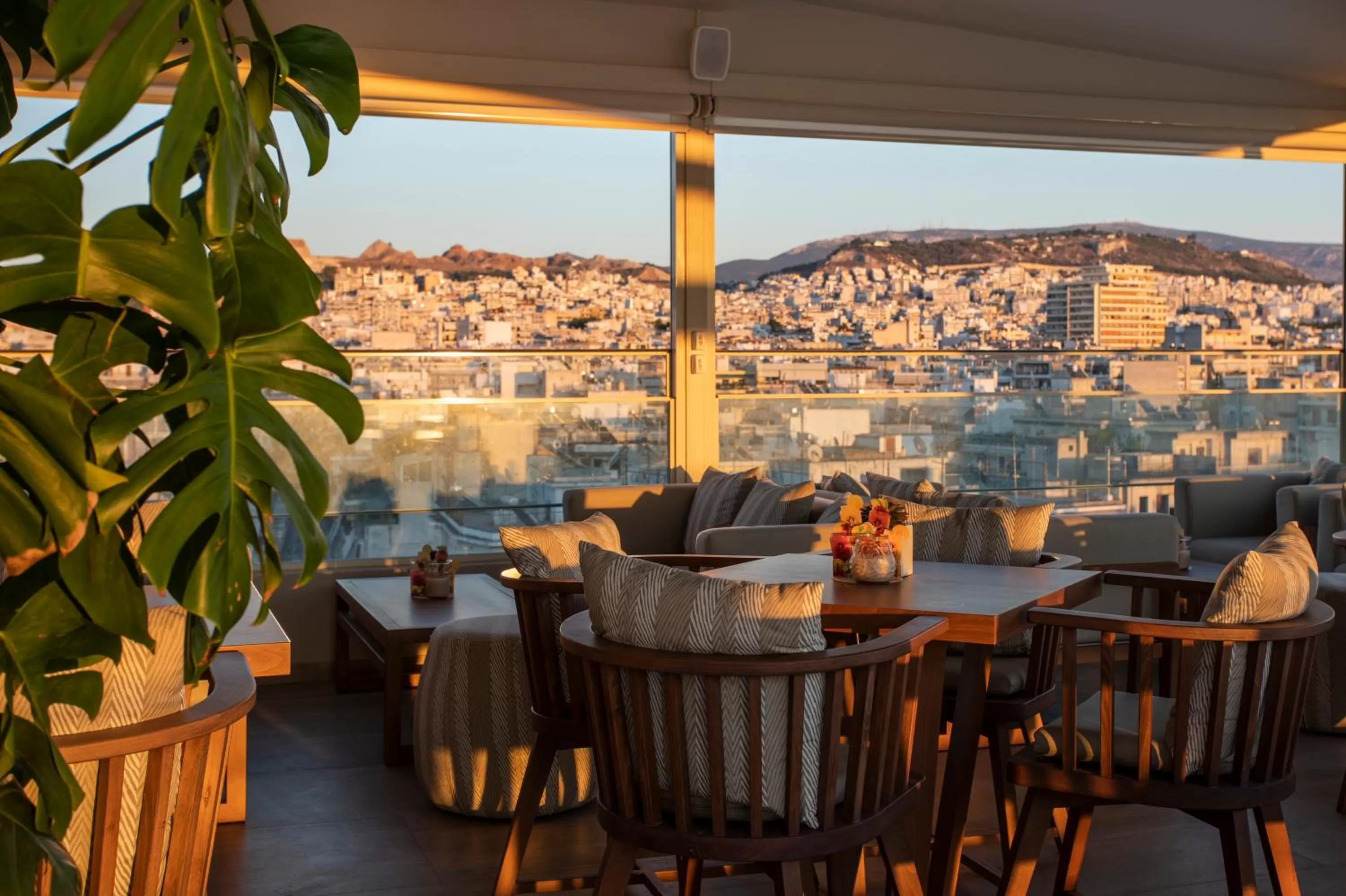 Lounge or bar in Green Suites Boutique Hotel