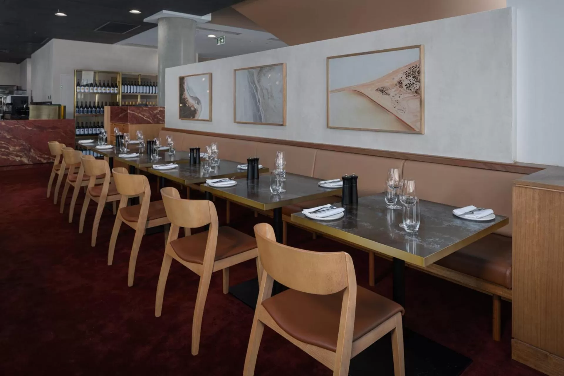 Restaurant/places to eat in Rydges Sydney Airport Hotel