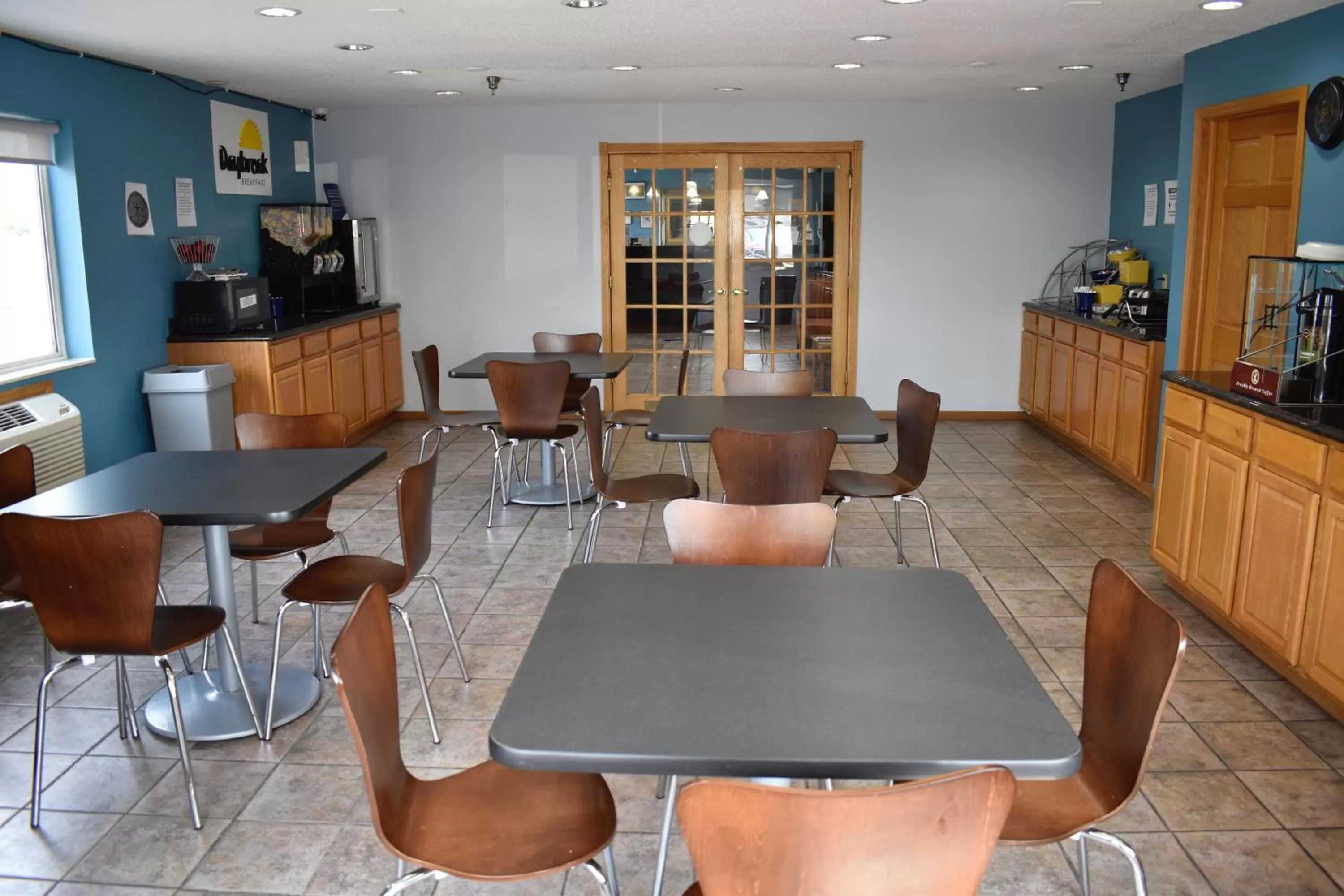 Breakfast in Days Inn by Wyndham Sioux City