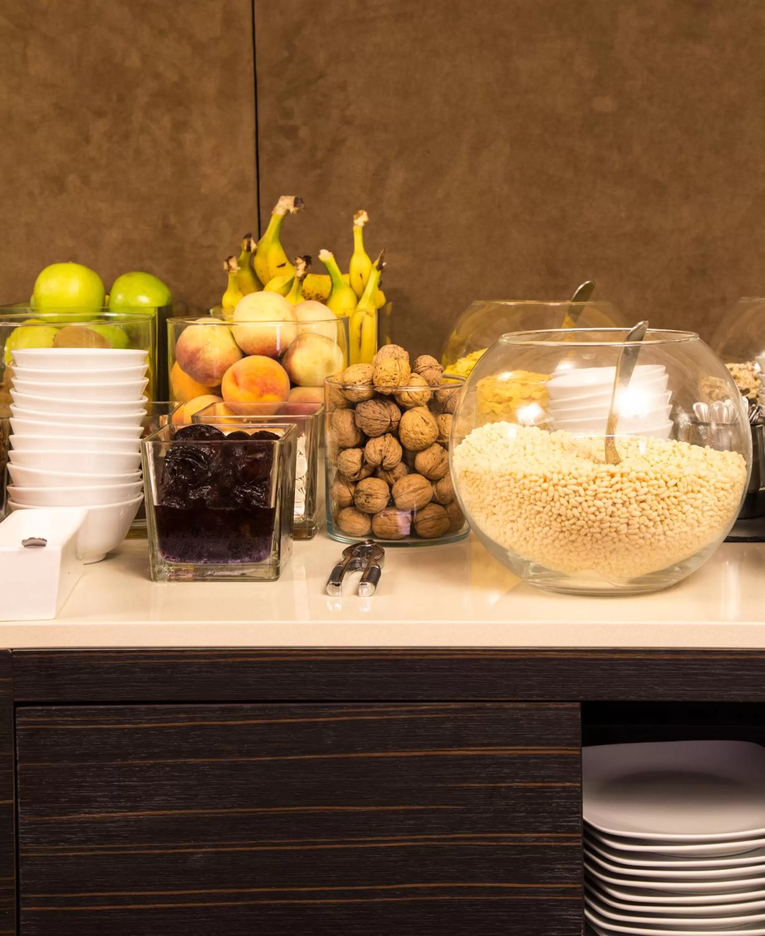 Buffet breakfast in Grande Albergo Roma