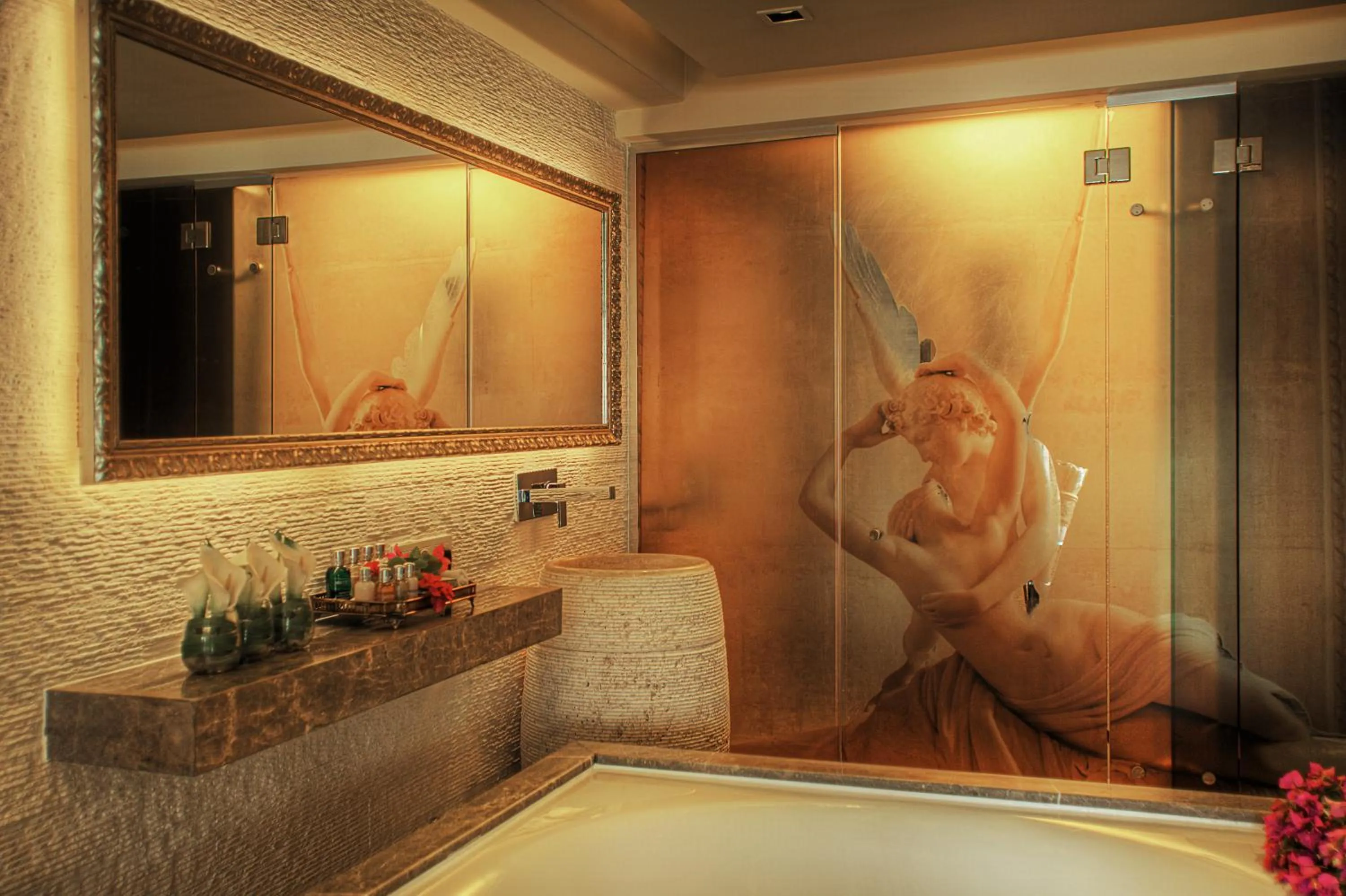 Shower in Marti Hemithea Hotel