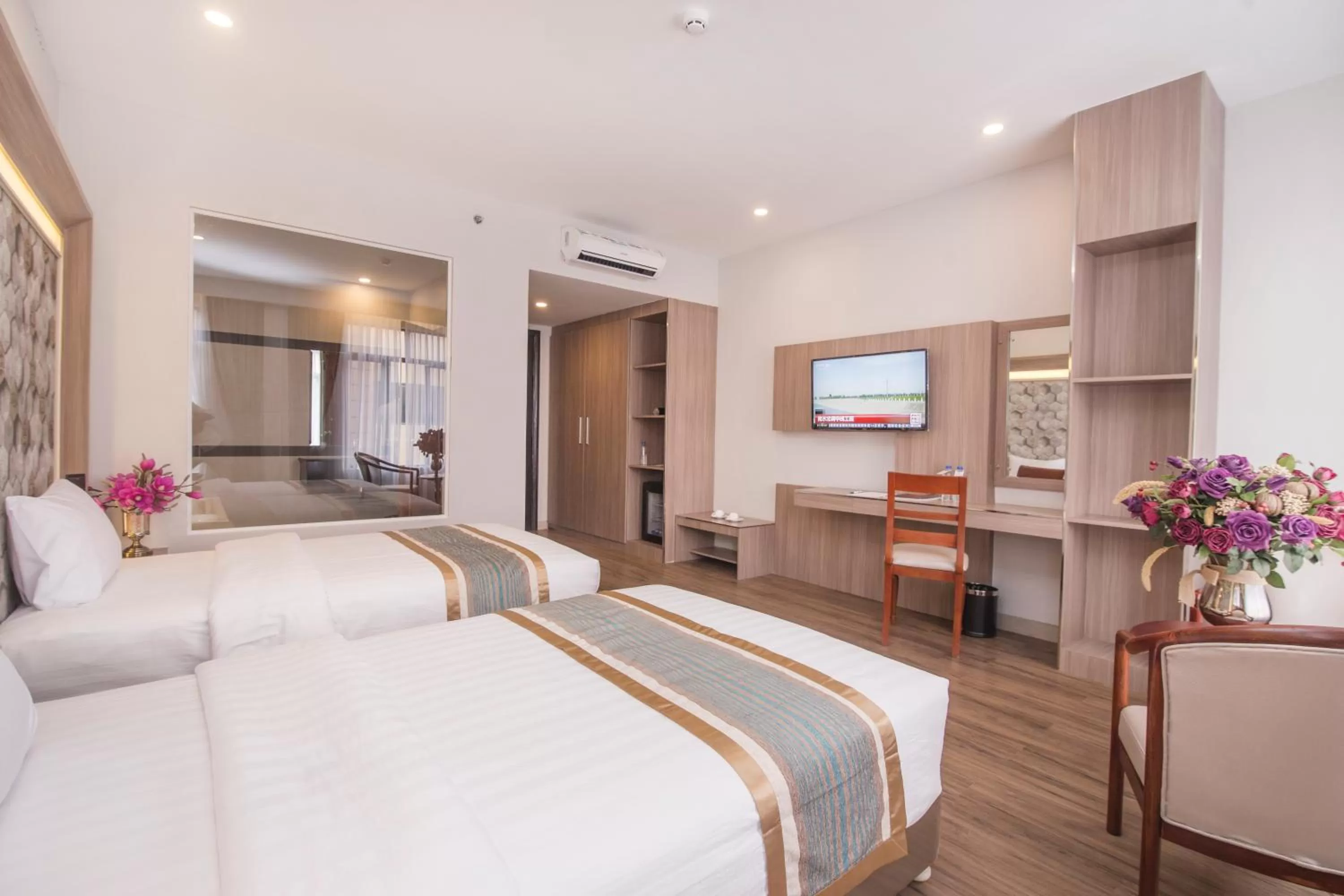 Bedroom, Bed in New York Hotel