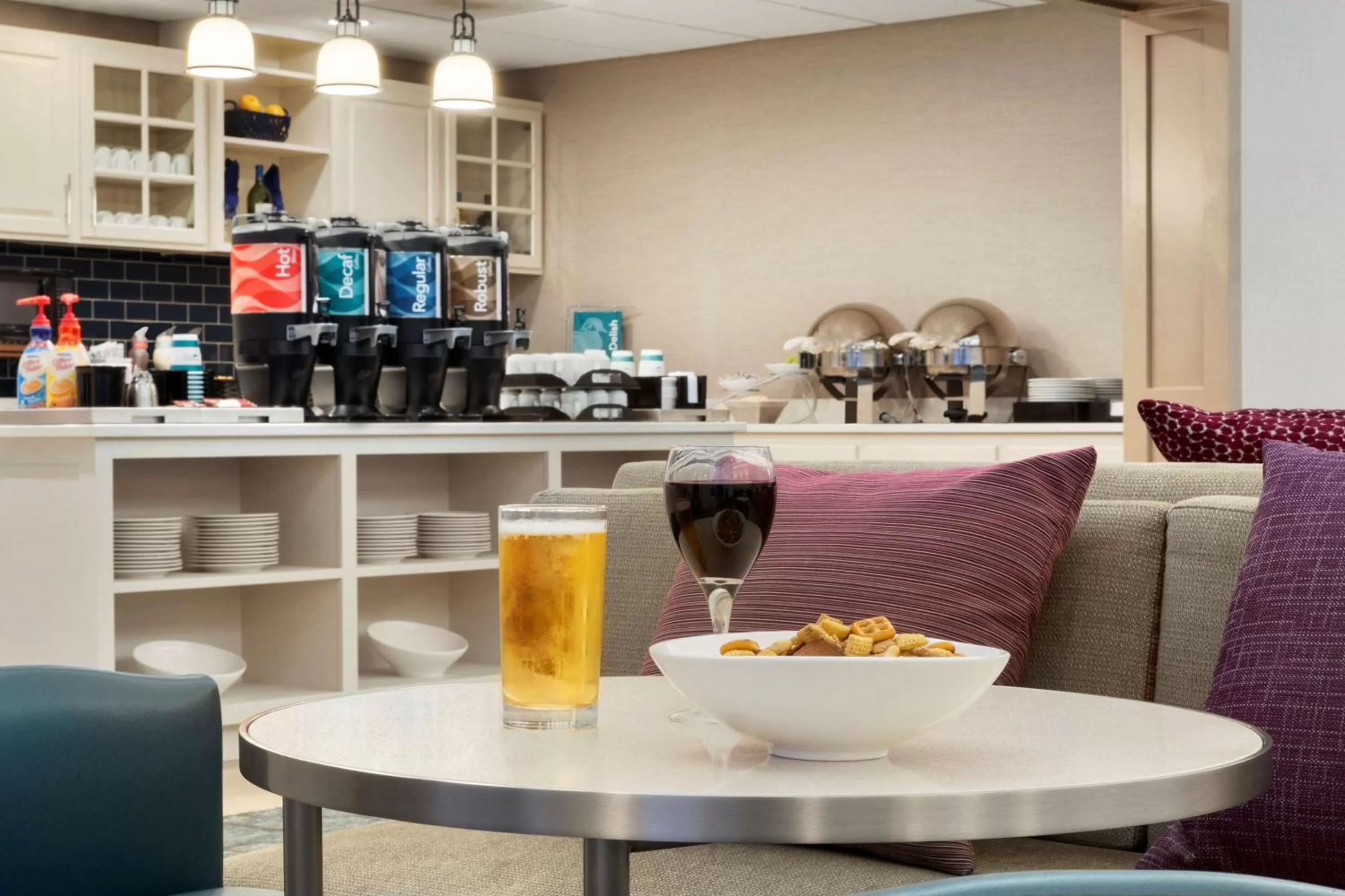 Restaurant/places to eat in Homewood Suites by Hilton Fargo