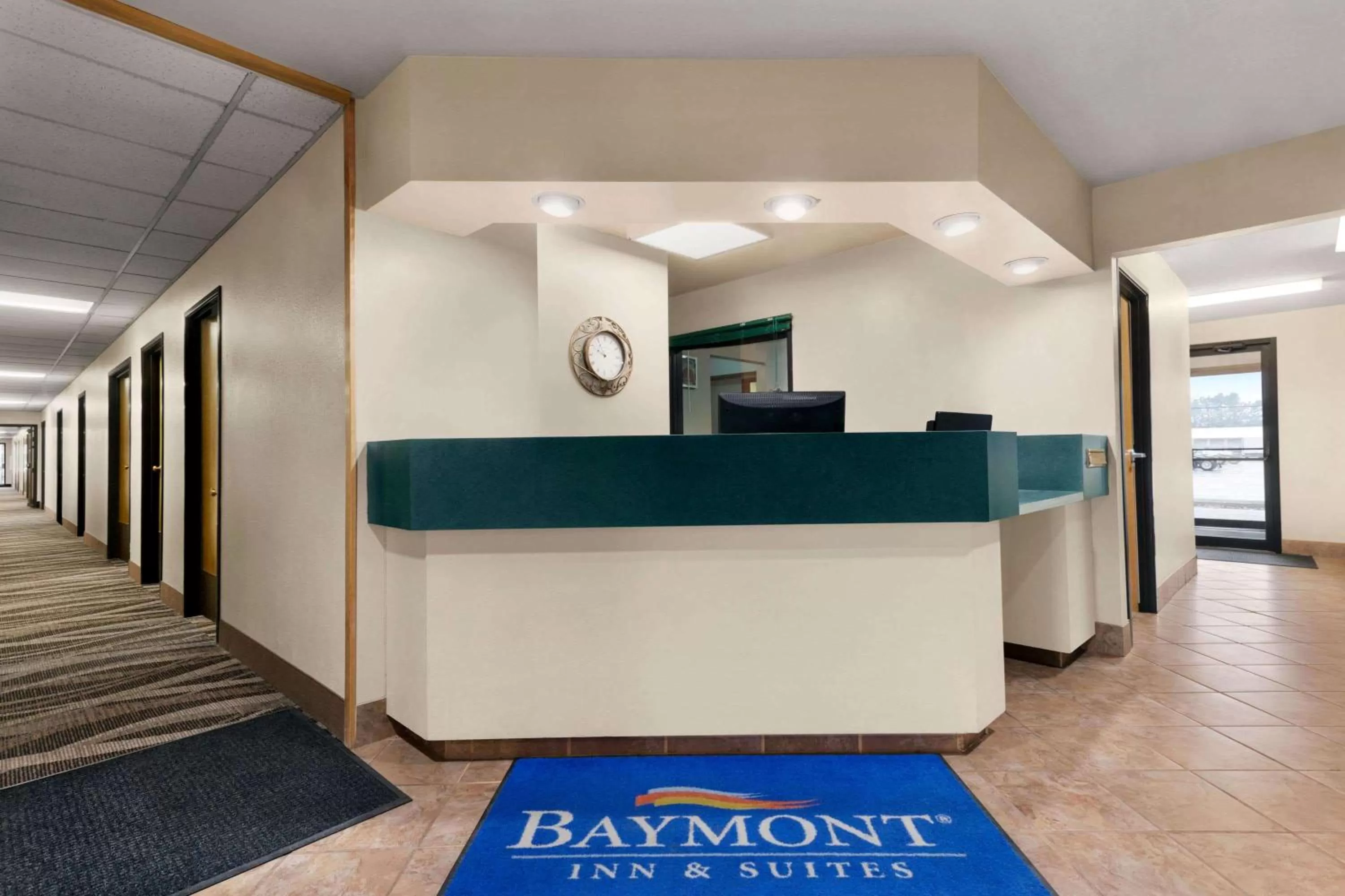 Lobby or reception in Baymont by Wyndham Sioux Falls North,I-29,Russell St, Airport