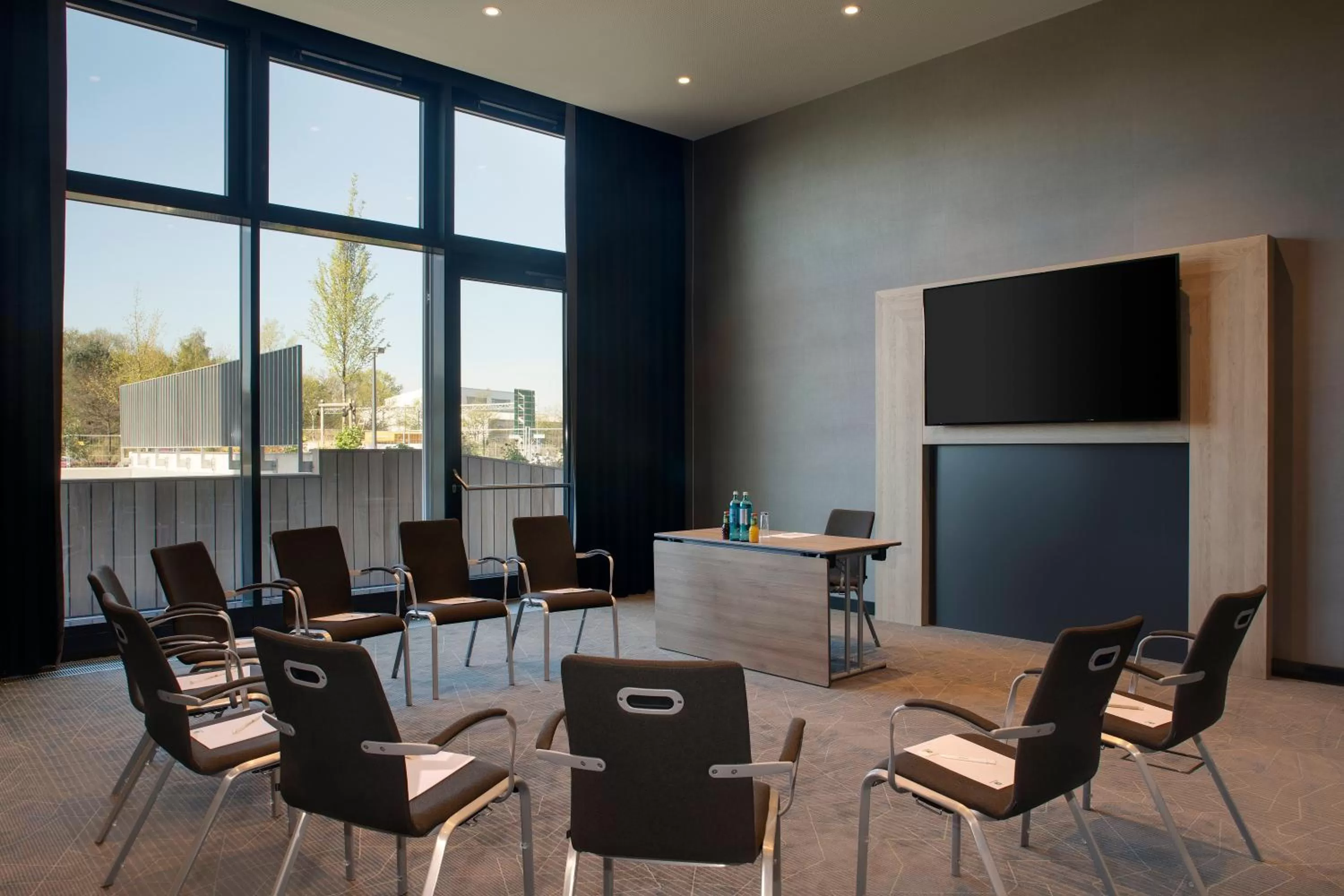 Meeting/conference room in Holiday Inn Frankfurt Airport by IHG