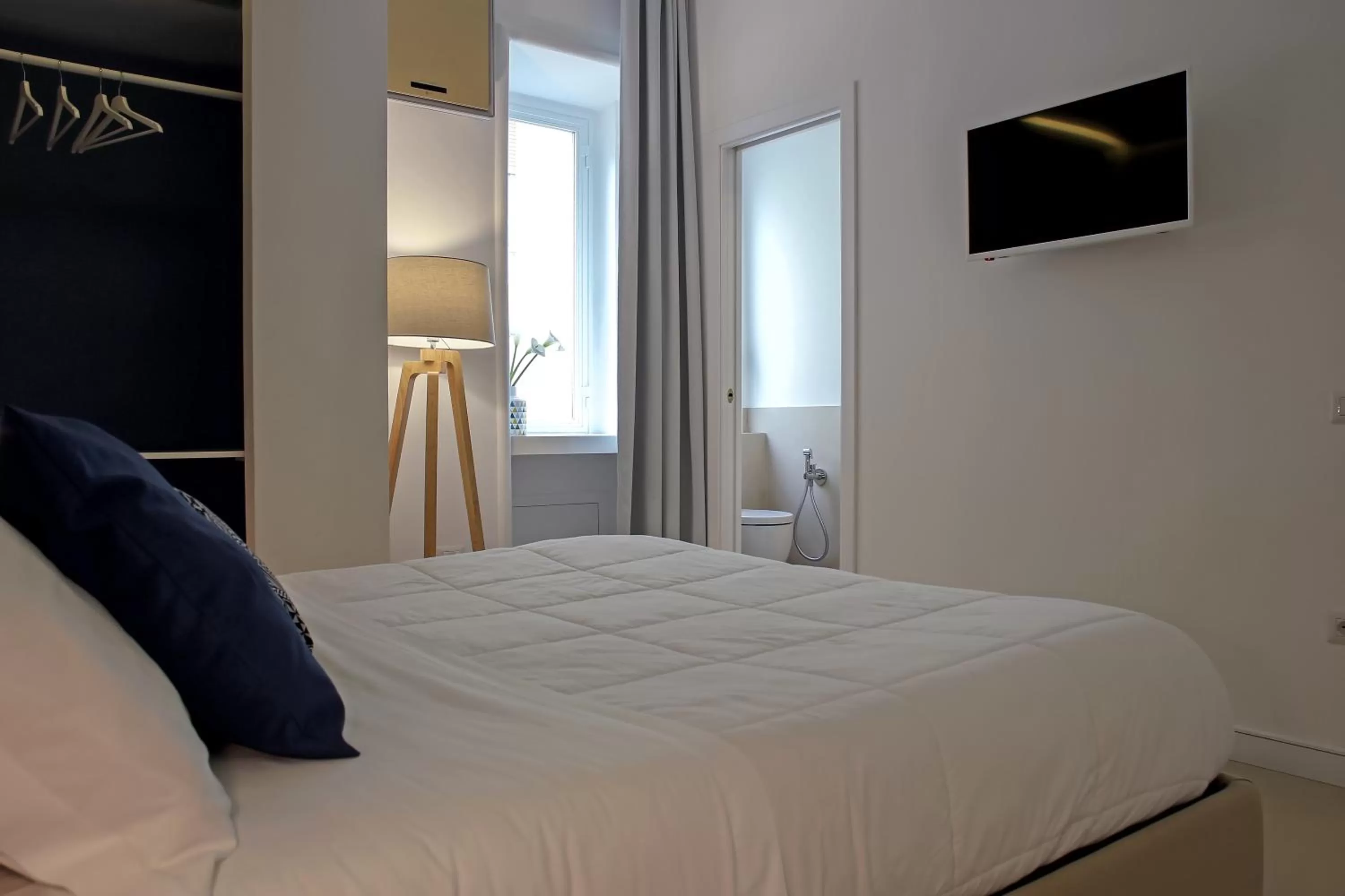 Photo of the whole room, Bed in Starhost - PETIT B&B