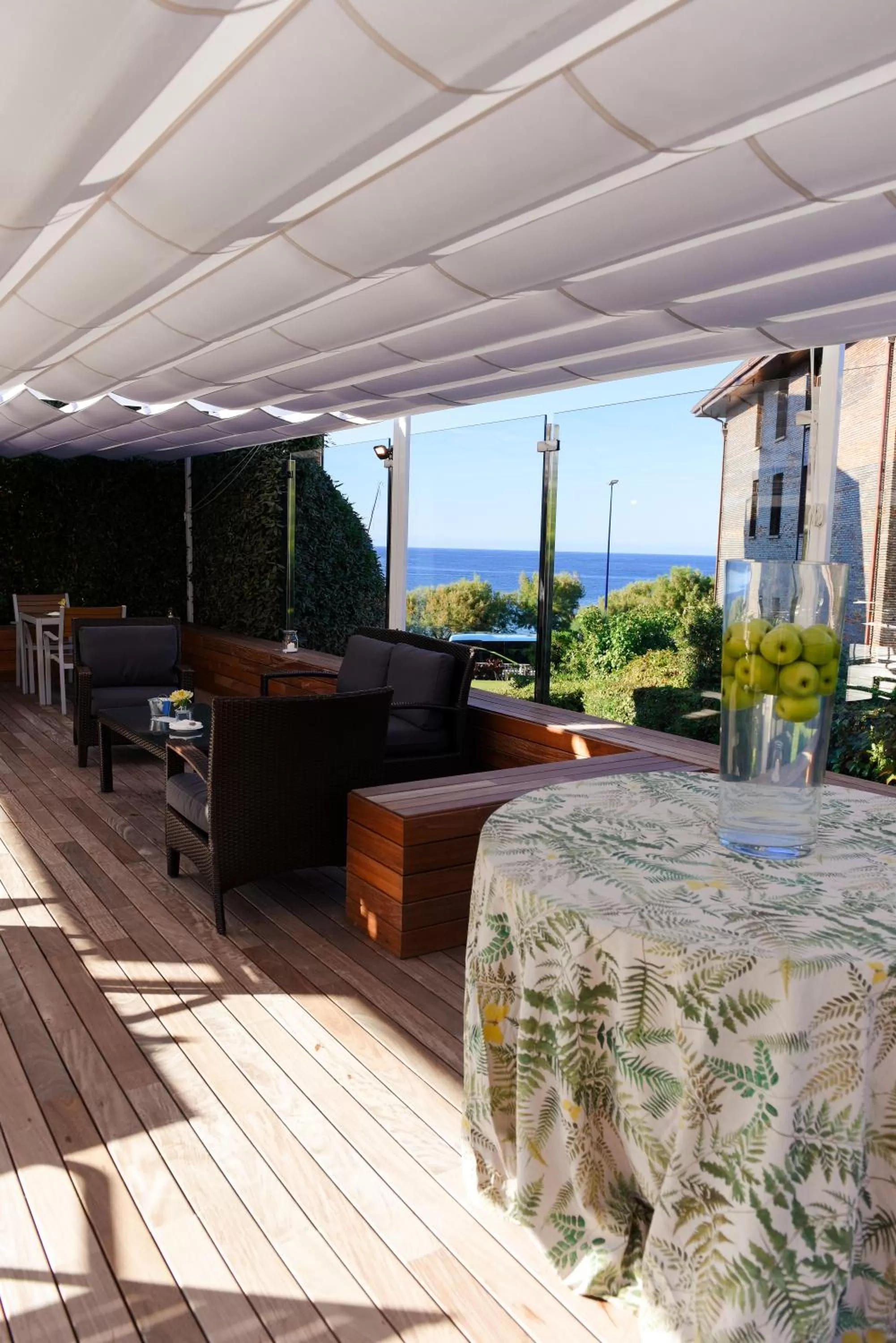 Restaurant/places to eat in Gran Hotel Victoria