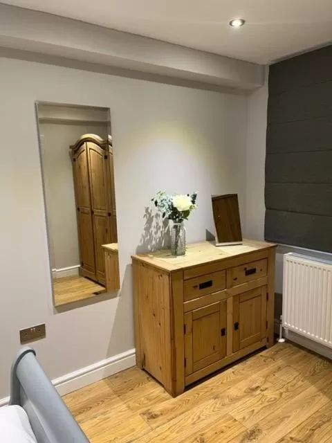 hair dresser in Goodramgate Apartments