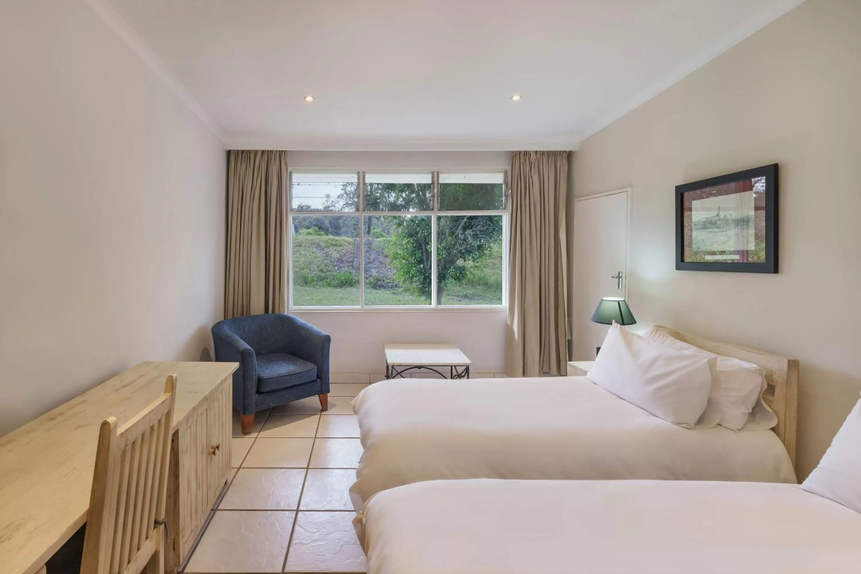 Photo of the whole room, Bed in Protea Hotel by Marriott Chingola