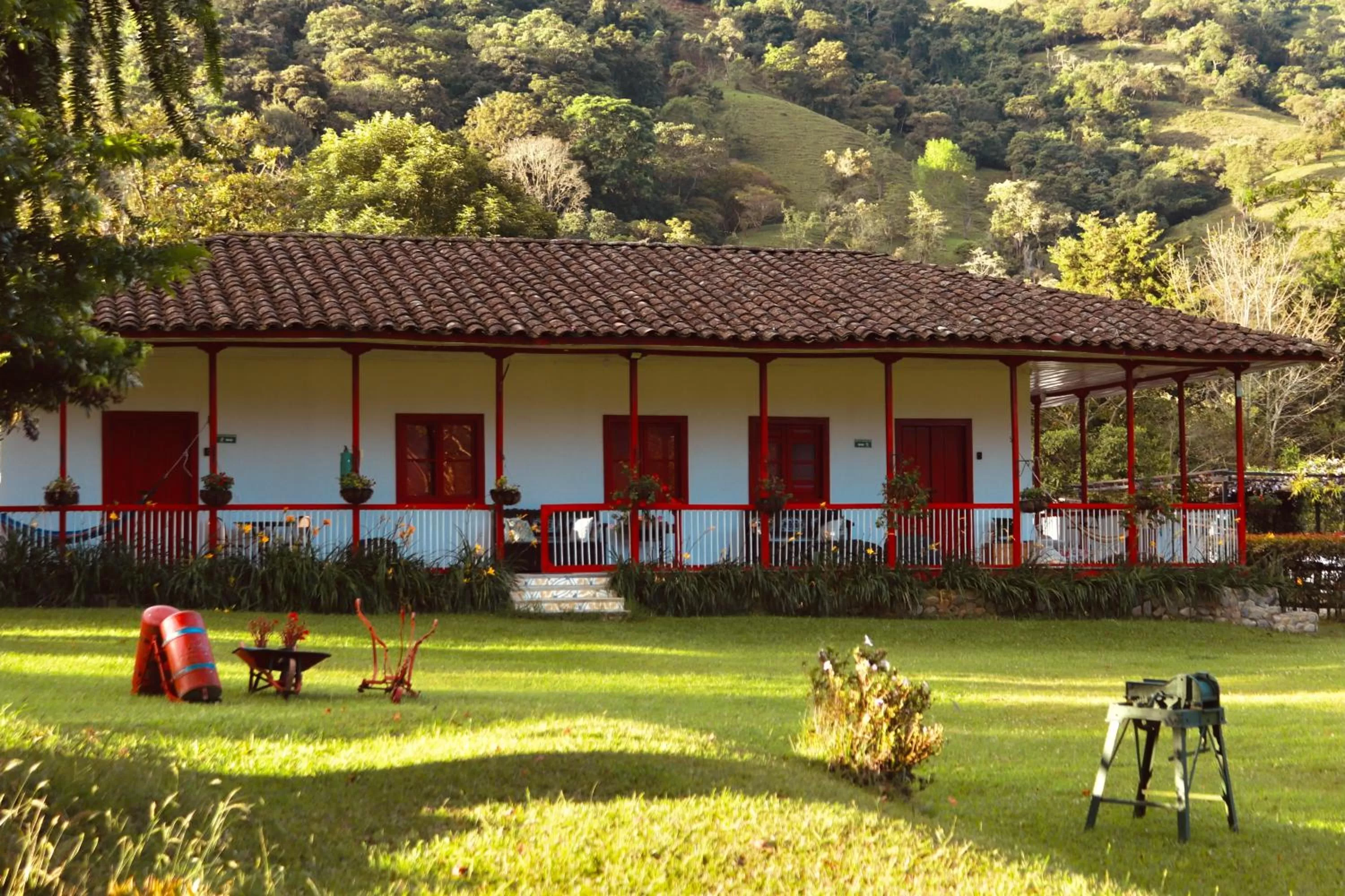 Property building in La Cabaña Ecohotel - Valle del Cocora