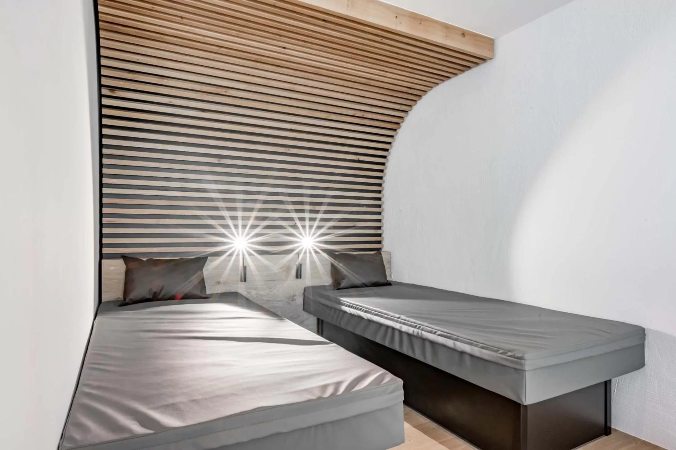 Spa and wellness centre/facilities, Bed in AlpenParks Chalet & Apartment Alpina Seefeld